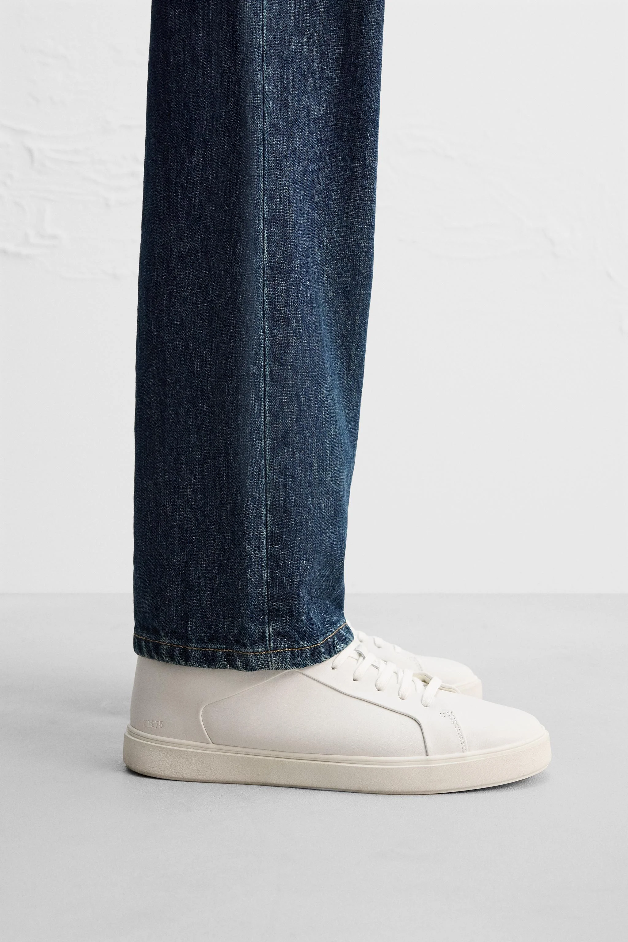 کفش ورزشی چرمی کفش ورزشی چرمی