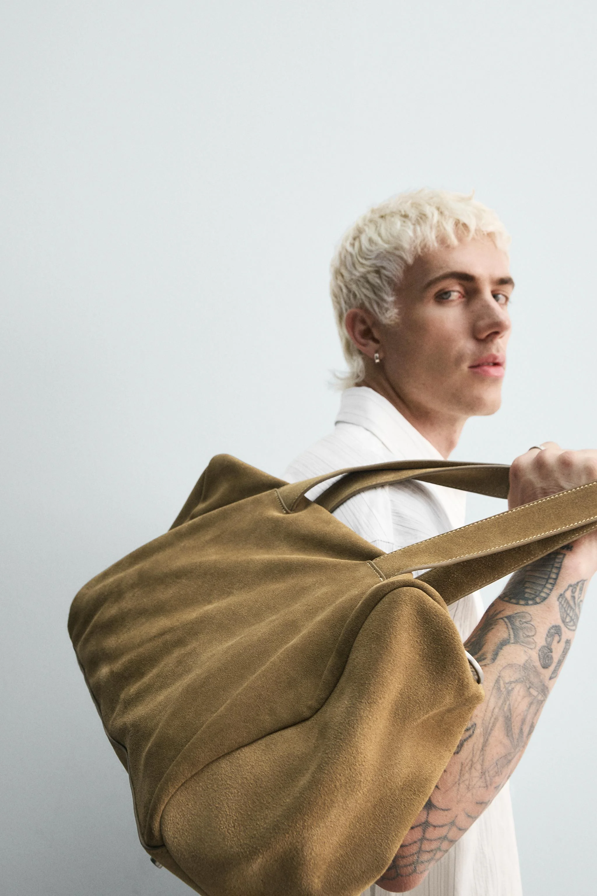 کیف مسافرتی چرمی با طرح محدود