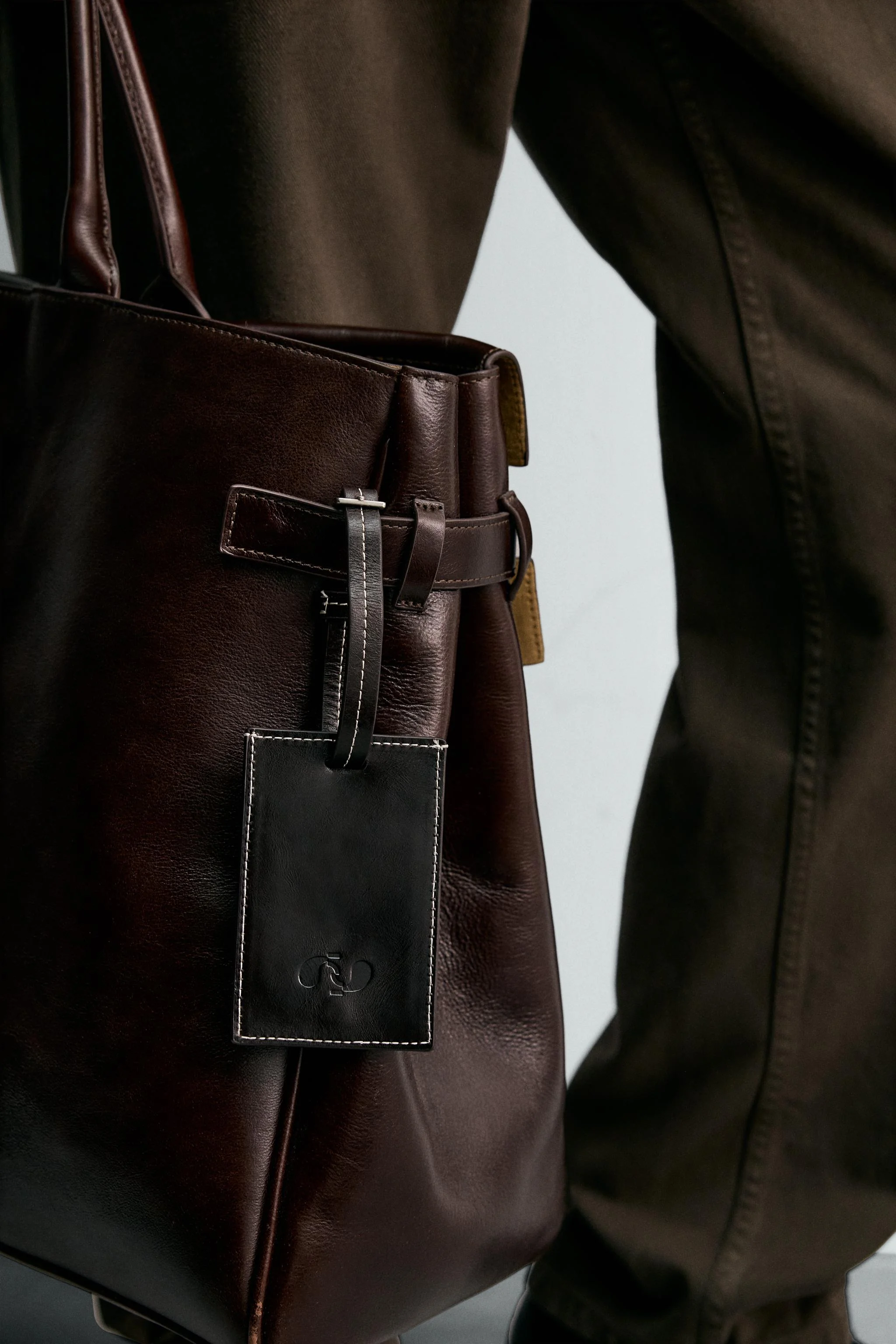 جاکلیدی چرمی