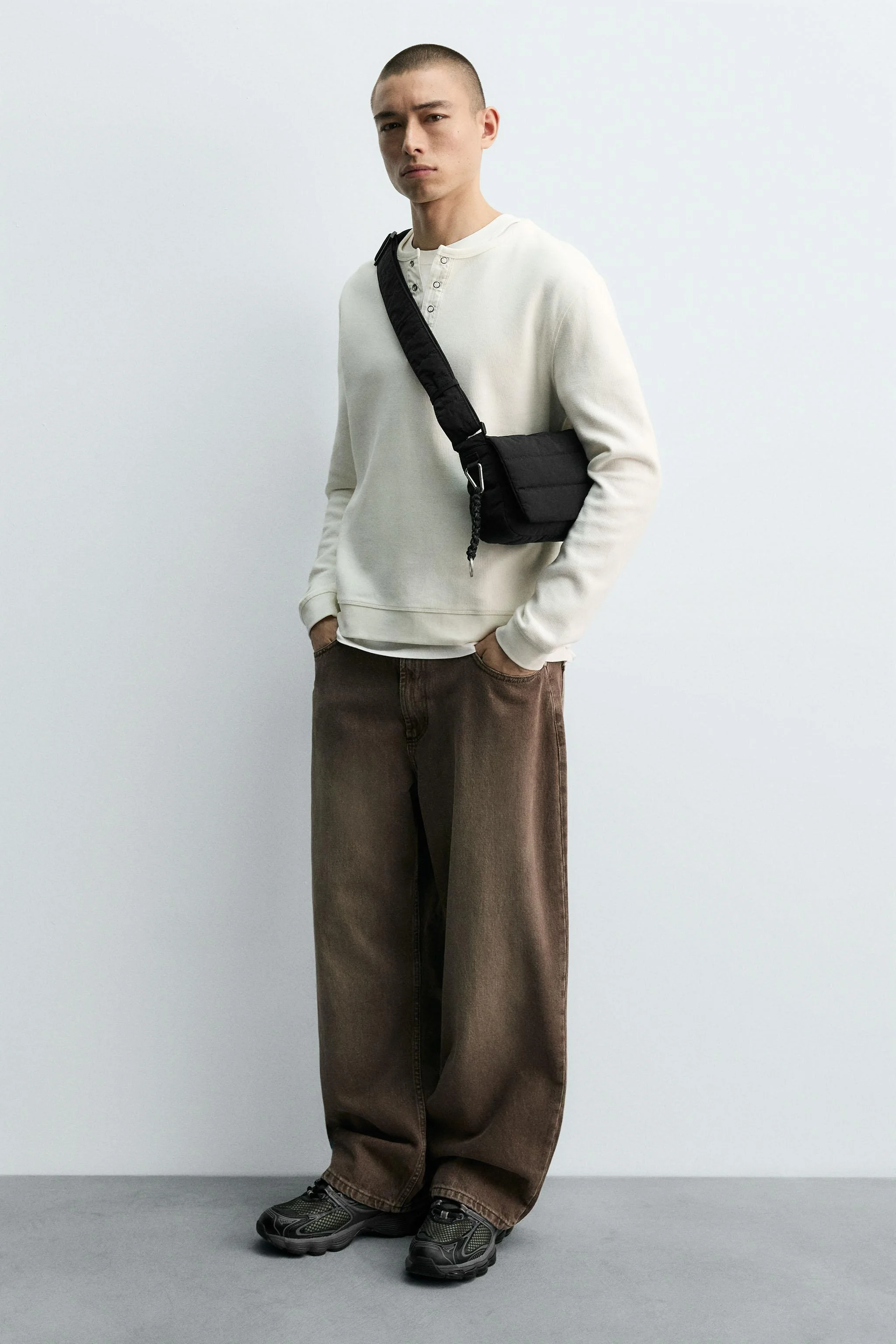 کیف دوشی کراس بادی نایلونی طرح‌دار