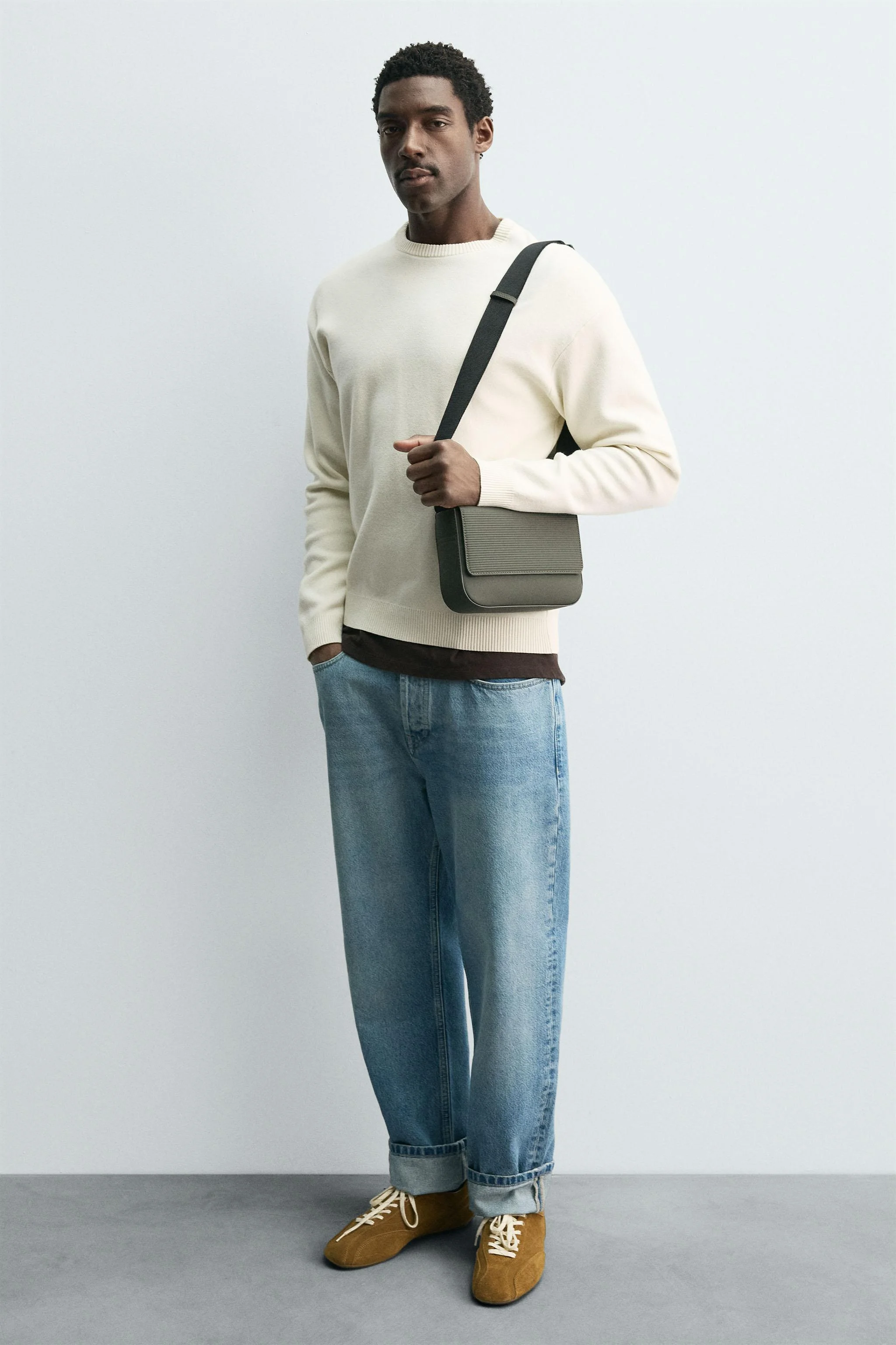 کیف رودوشی با بافت لاستیکی