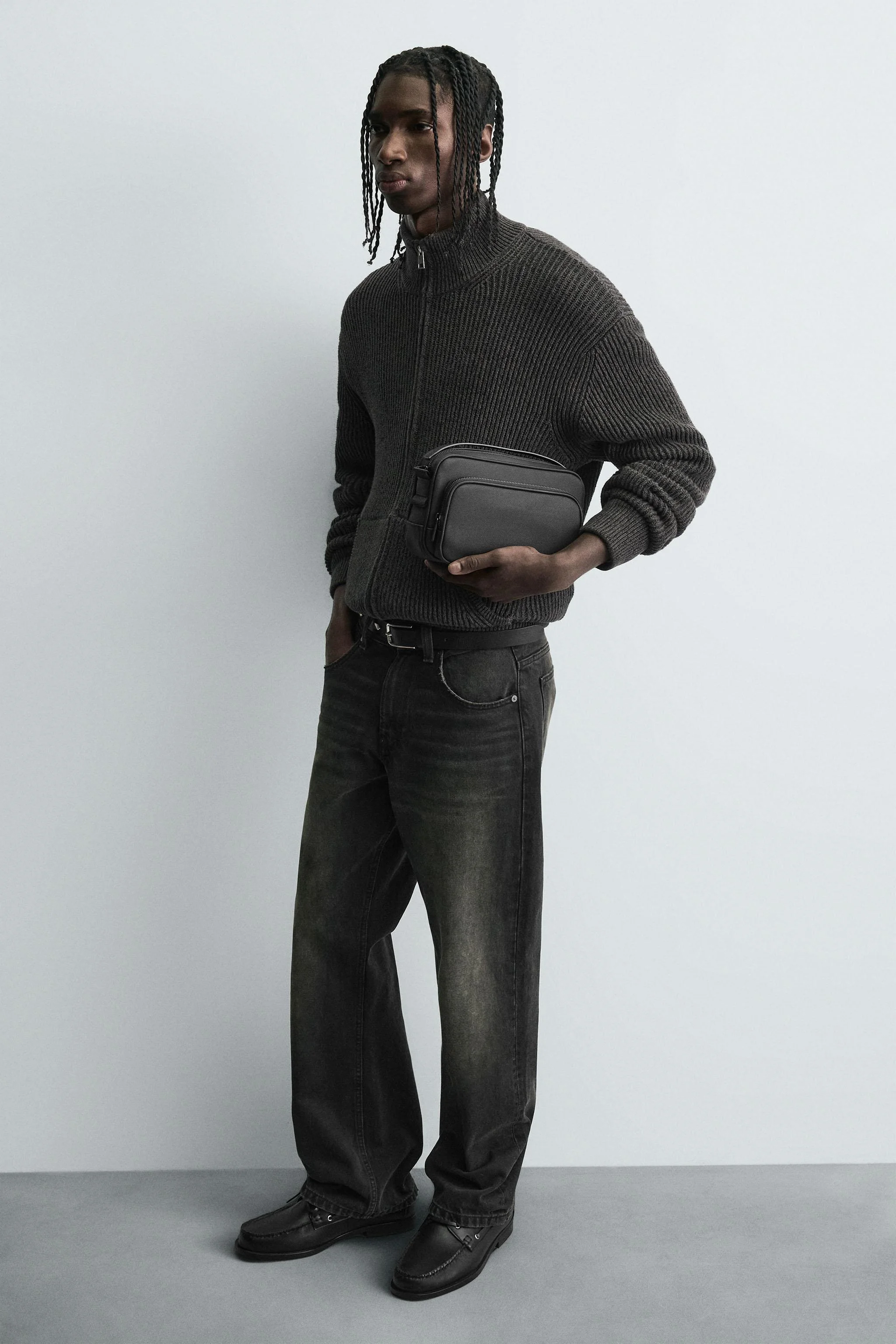 کیف دوشی بافت‌دار