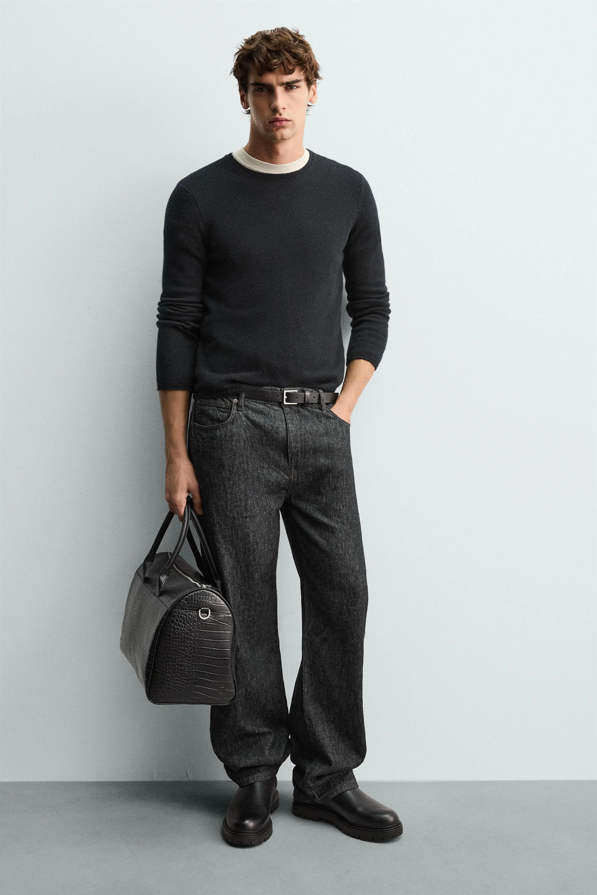 کیف مسافرتی طرح کروکودیل برجسته