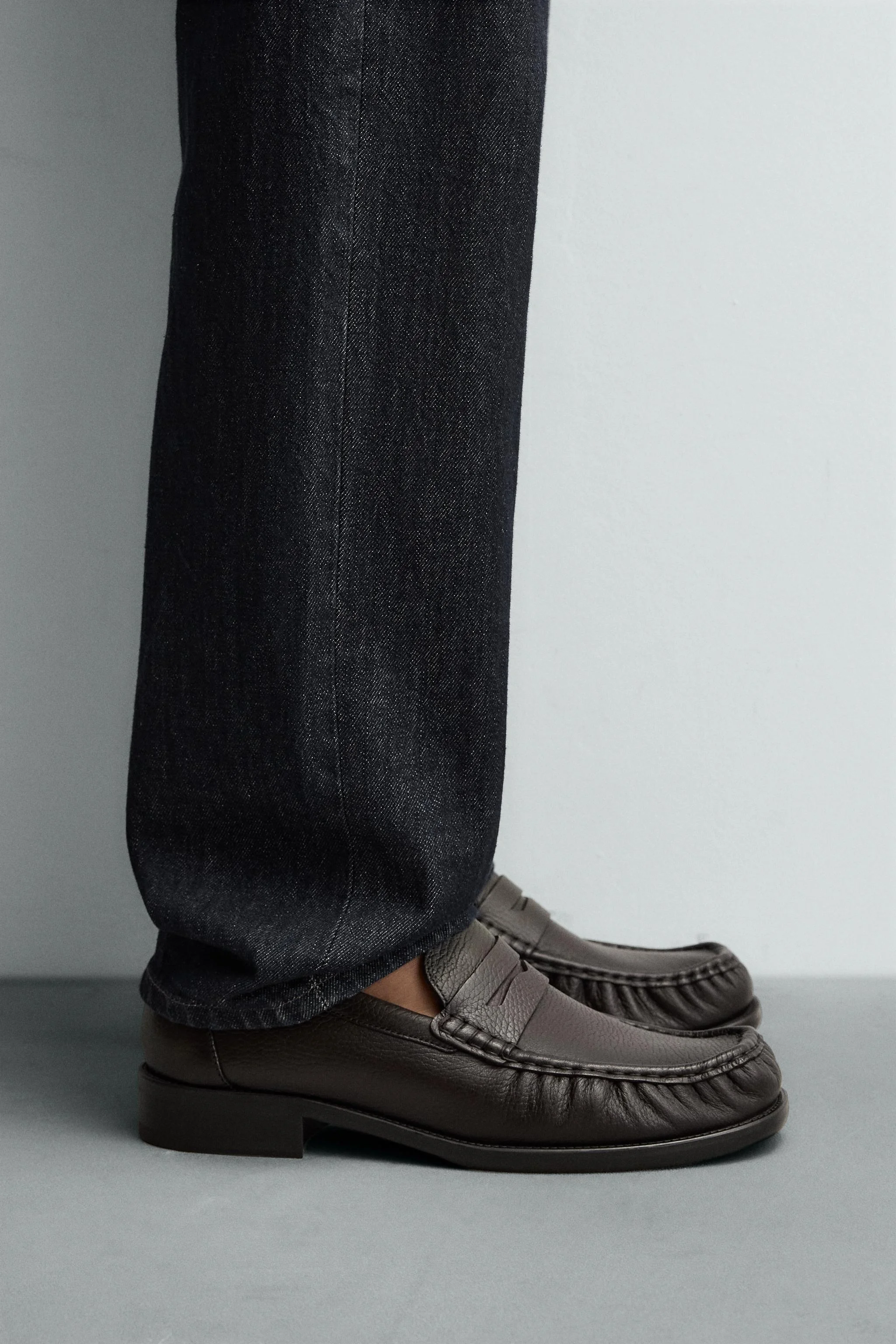 کفش کالج چرمی نسخه محدود کفش کالج چرمی نسخه محدود