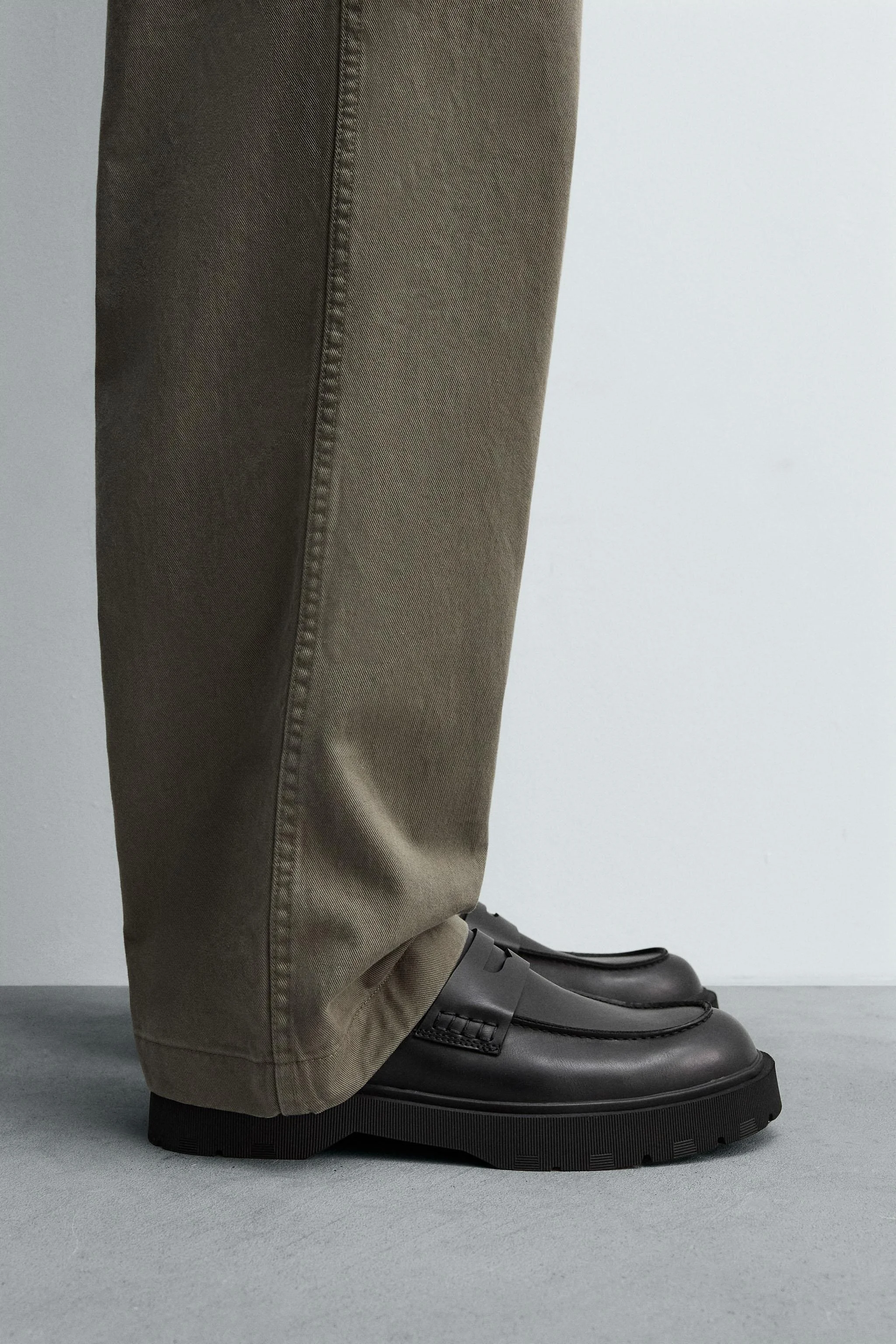 کفش کالج چرمی