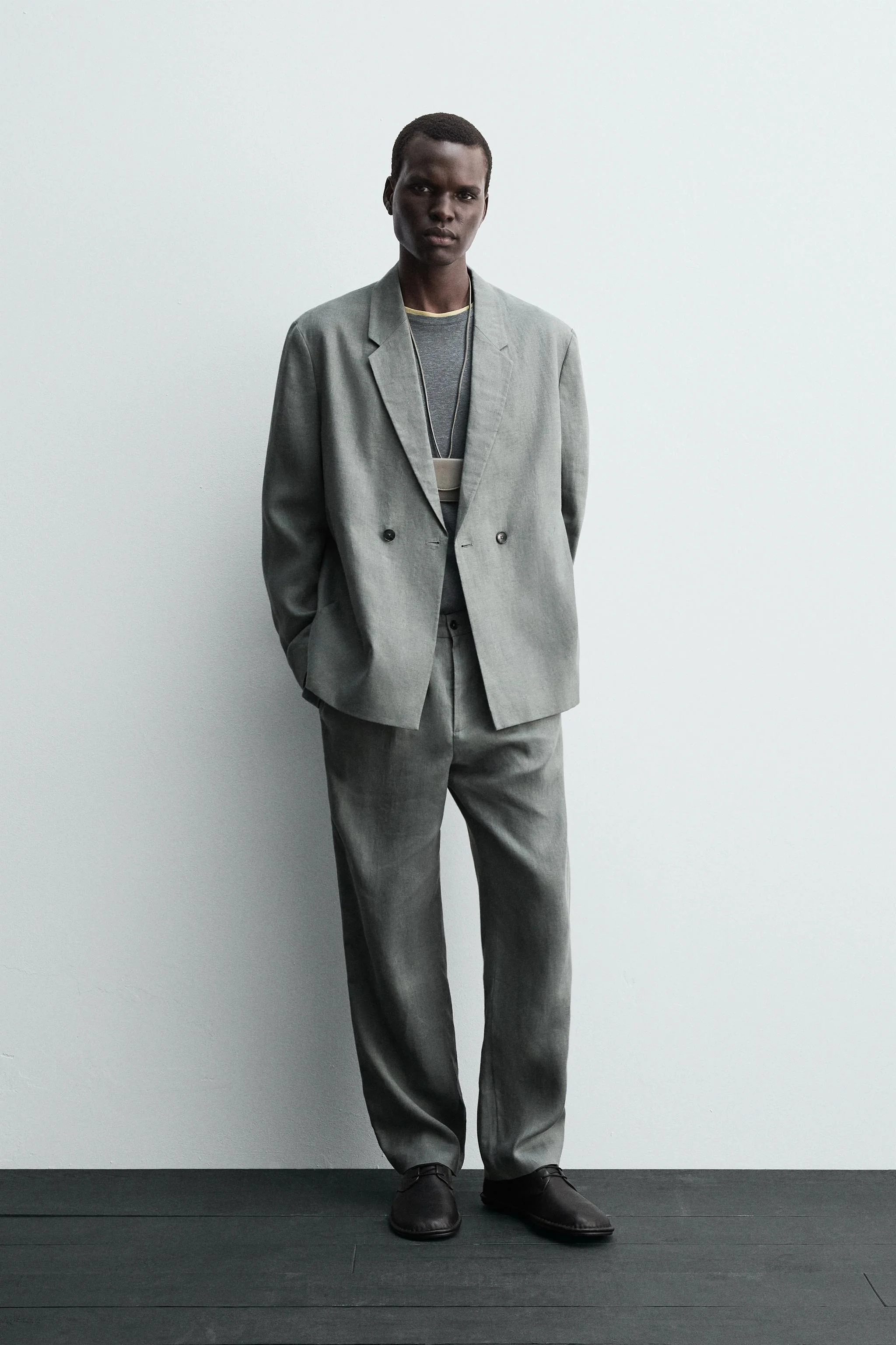 کت تک دبل برست با پارچه 100% کتان کت تک دبل برست با پارچه 100% کتان