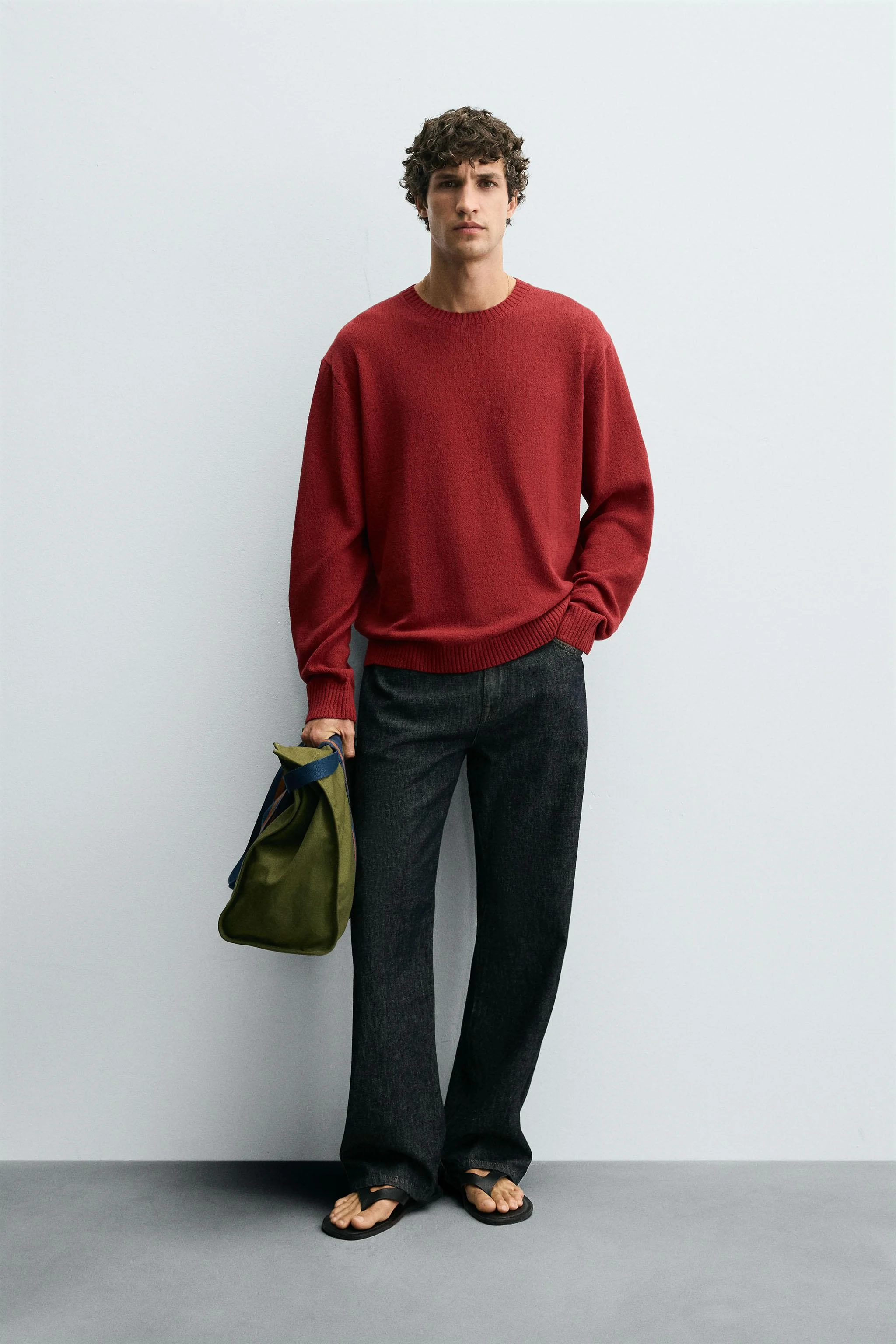 پلیور بافت دار با تن خور راحت پلیور بافت دار با تن خور راحت