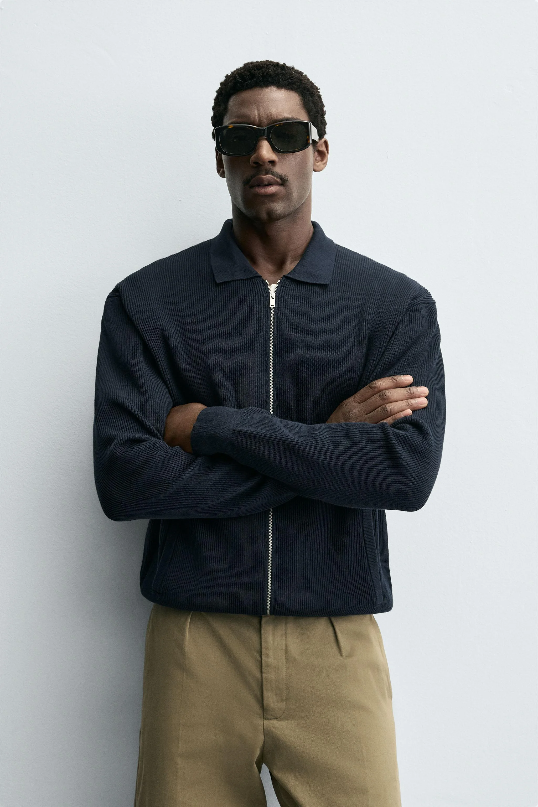 ژاکت کشباف زیپ‌دار