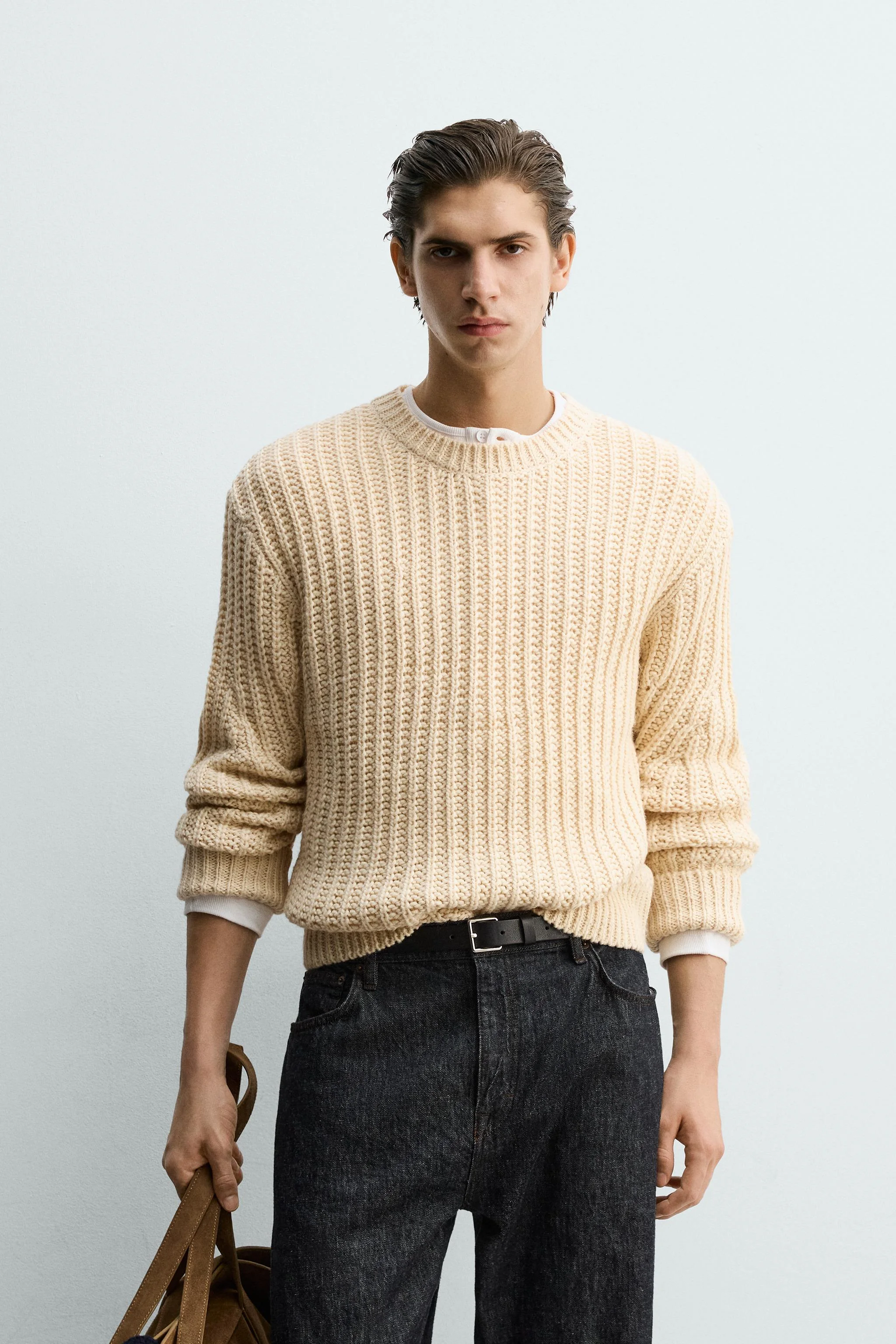 پلیور بافتنی حجیم با بافت خاص