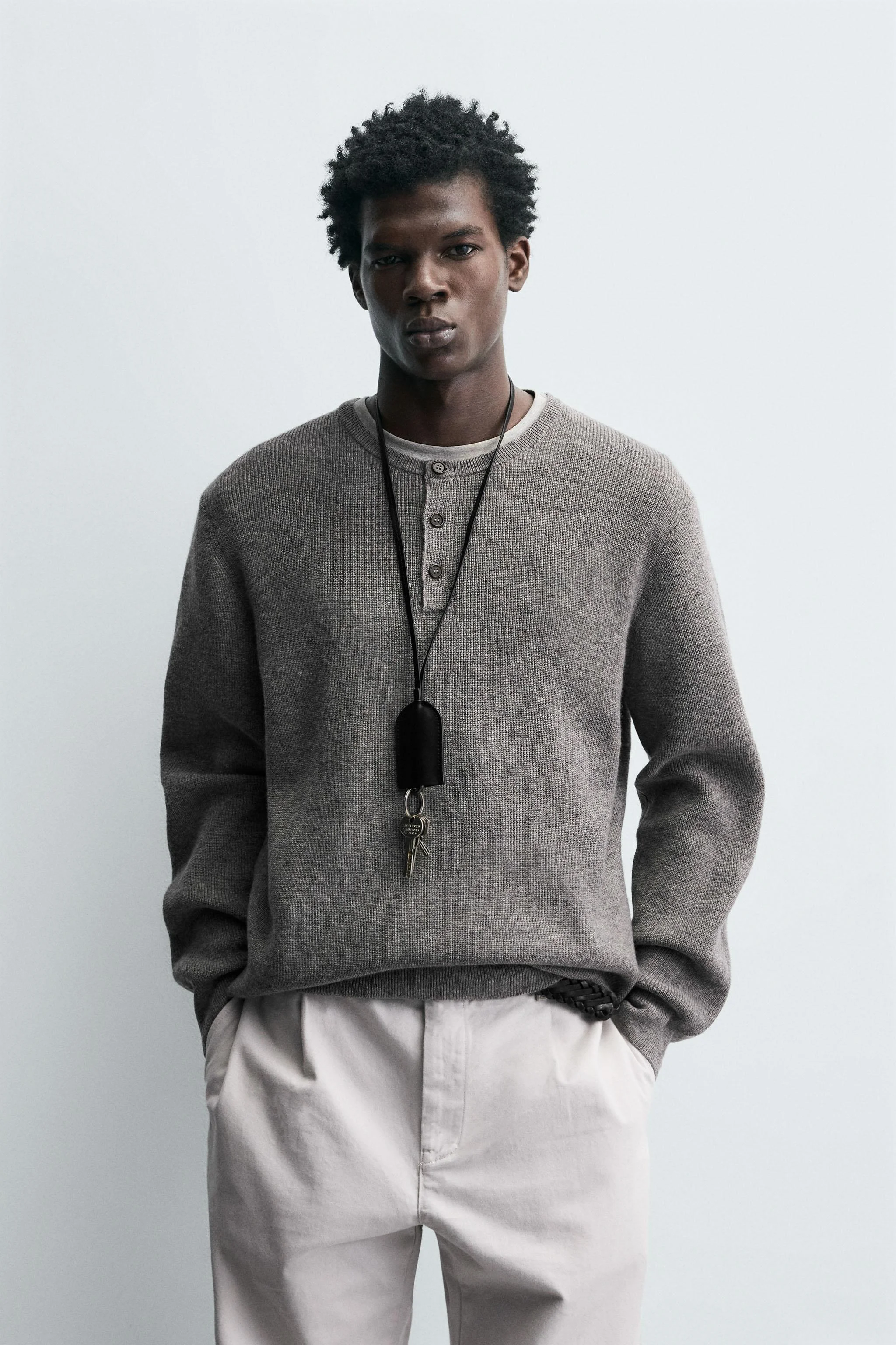 پلیور بافتنی یقه نان بربری