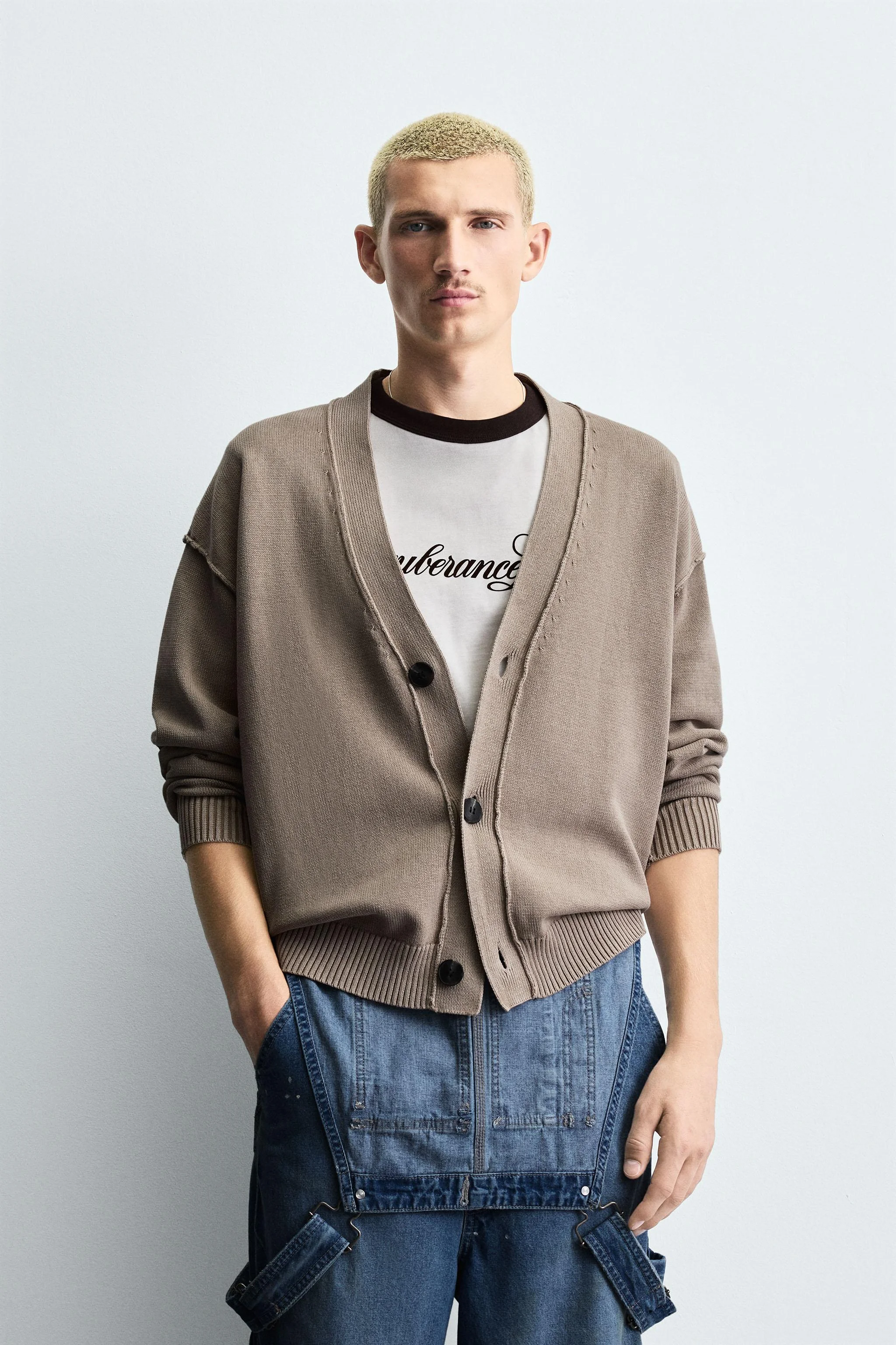 ژاکت کشباف دکمه دار دو رو