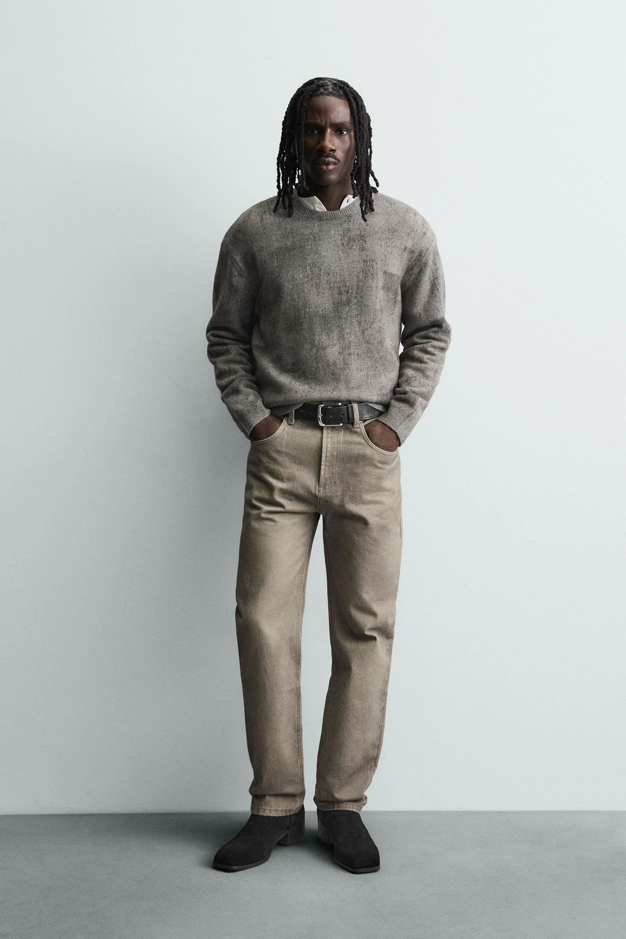 پلیور با طرح انتزاعی برس خورده