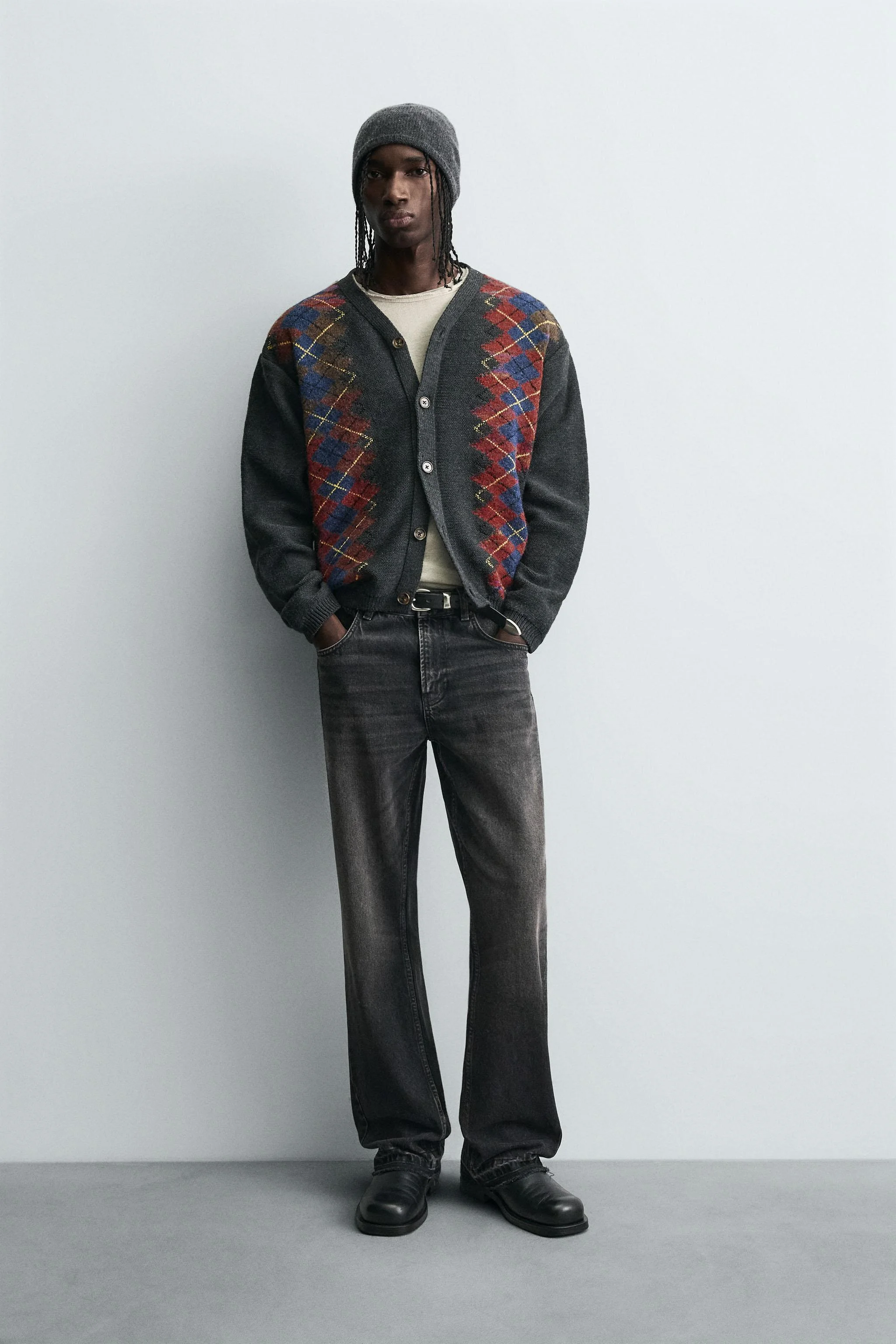 ژاکت بافتنی طرح لوزی