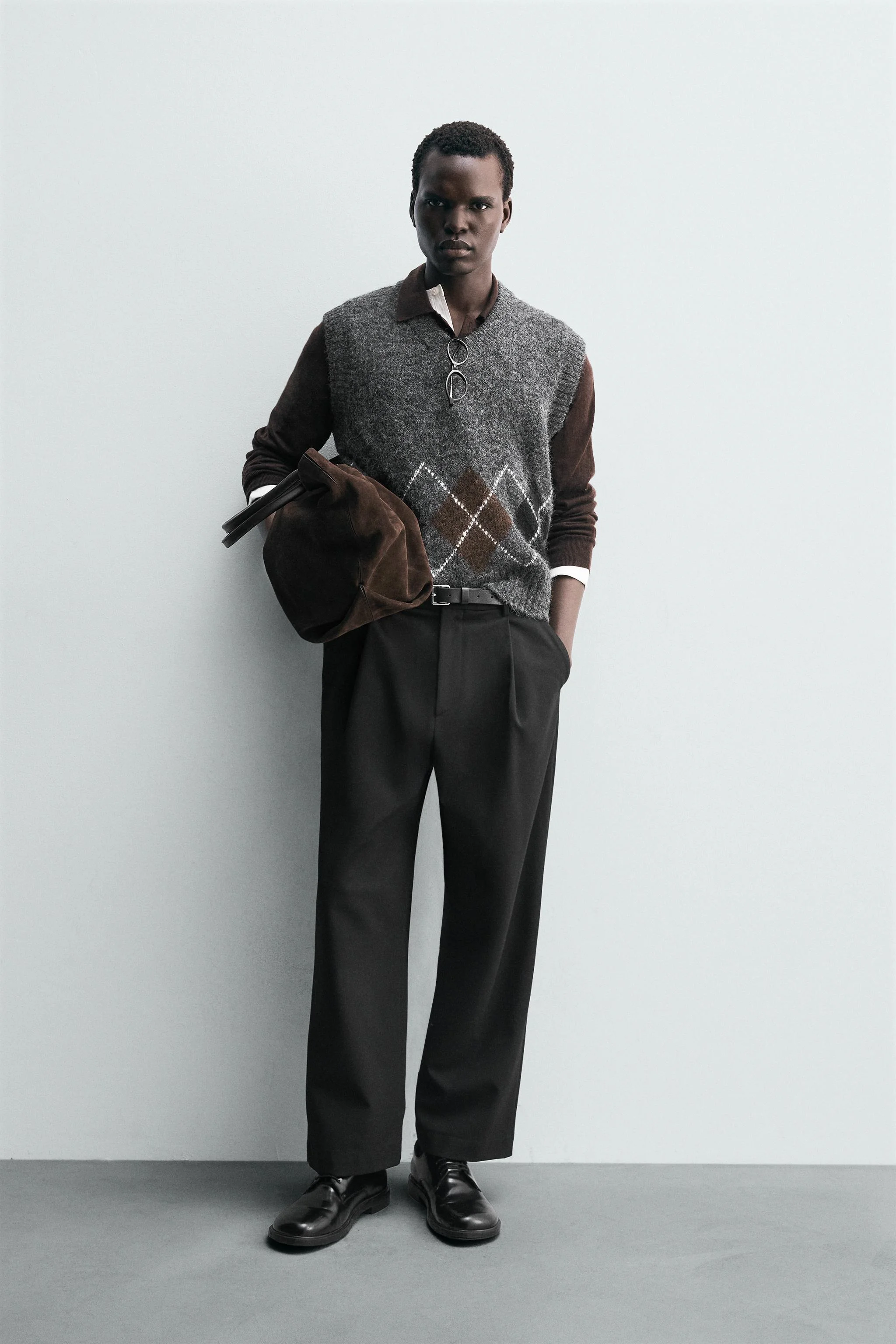 جلیقه بافتنی ژاکارد لوزی جلیقه بافتنی ژاکارد لوزی