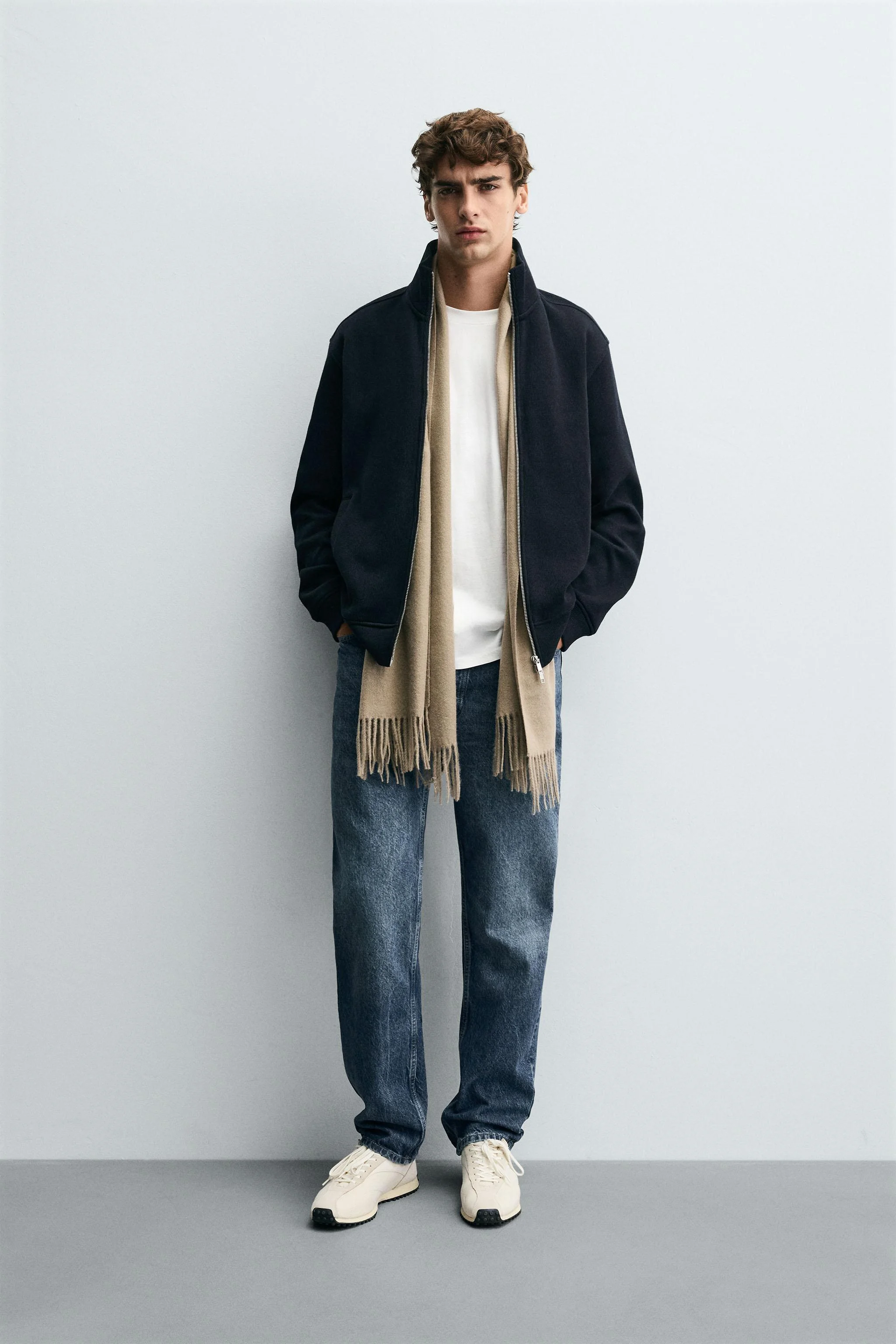 ژاکت زیپ دار کبریتی ژاکت زیپ دار کبریتی