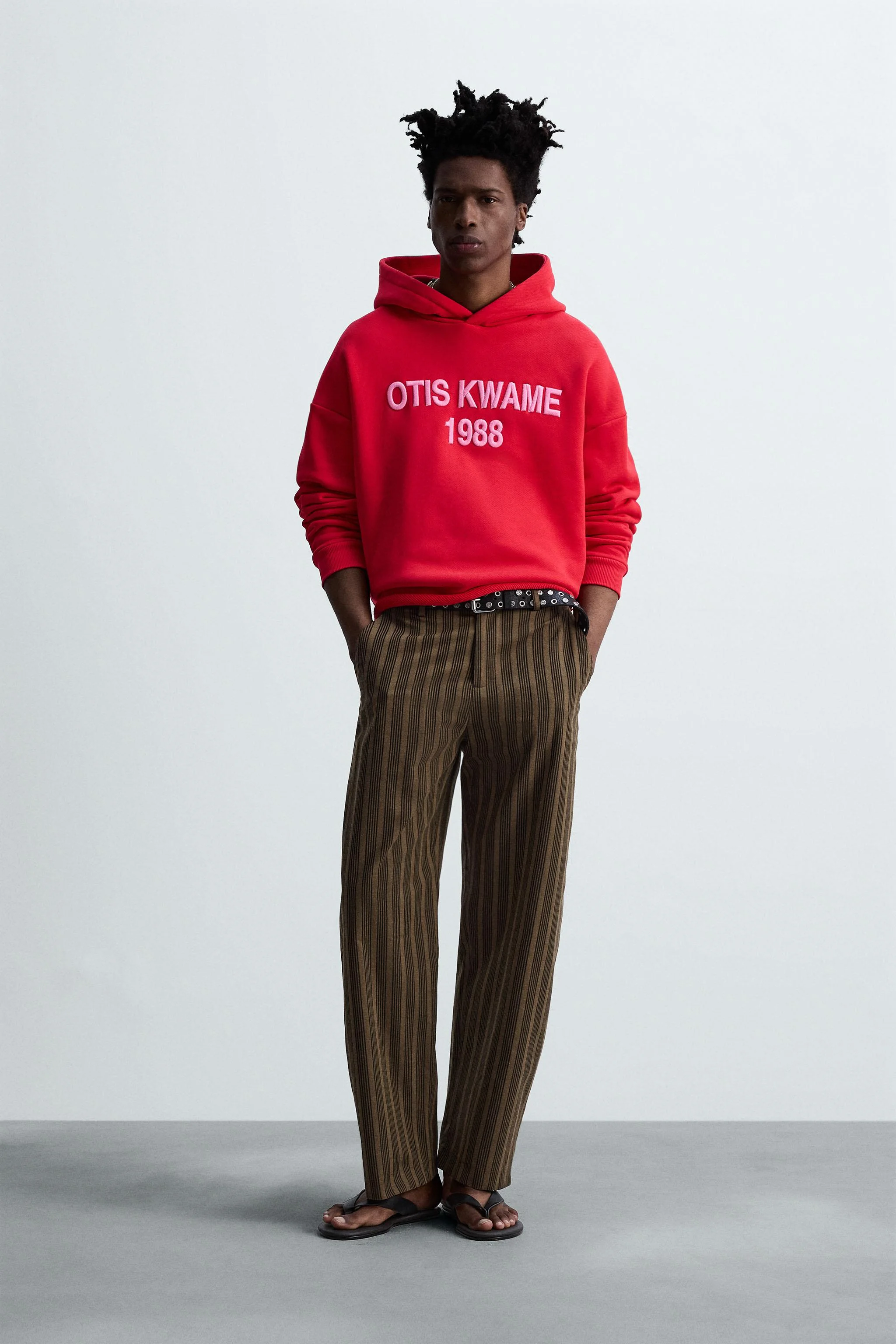 هودی گلدوزی شده © OTIS KWAME KYE QUAICOE