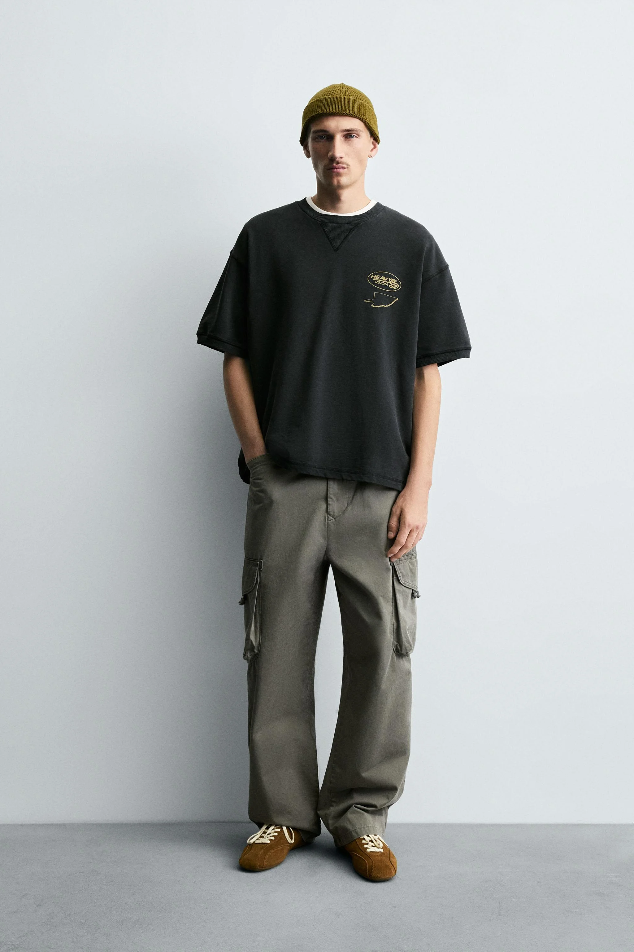 سویشرت طرحدار با افکت شسته شده سویشرت طرحدار با افکت شسته شده