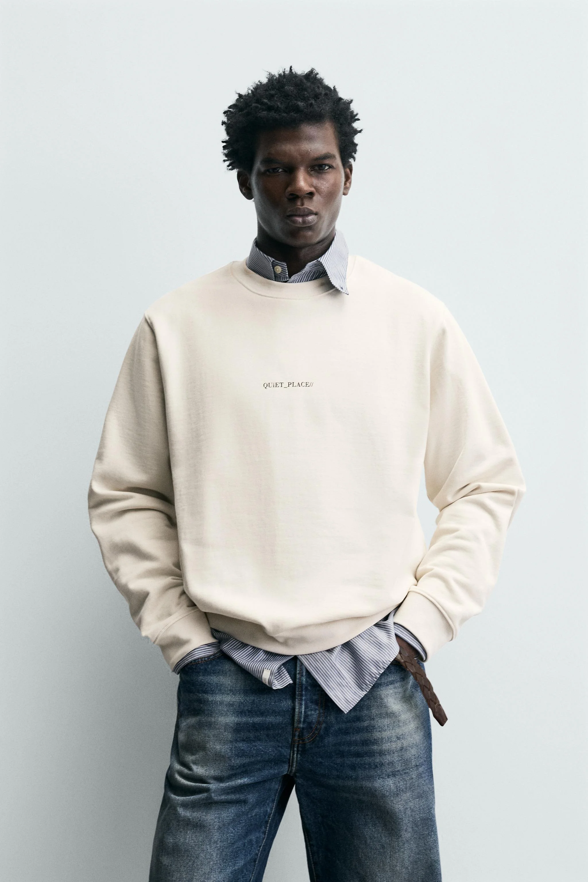 سویشرت یقه گرد با طرح چاپی سویشرت یقه گرد با طرح چاپی