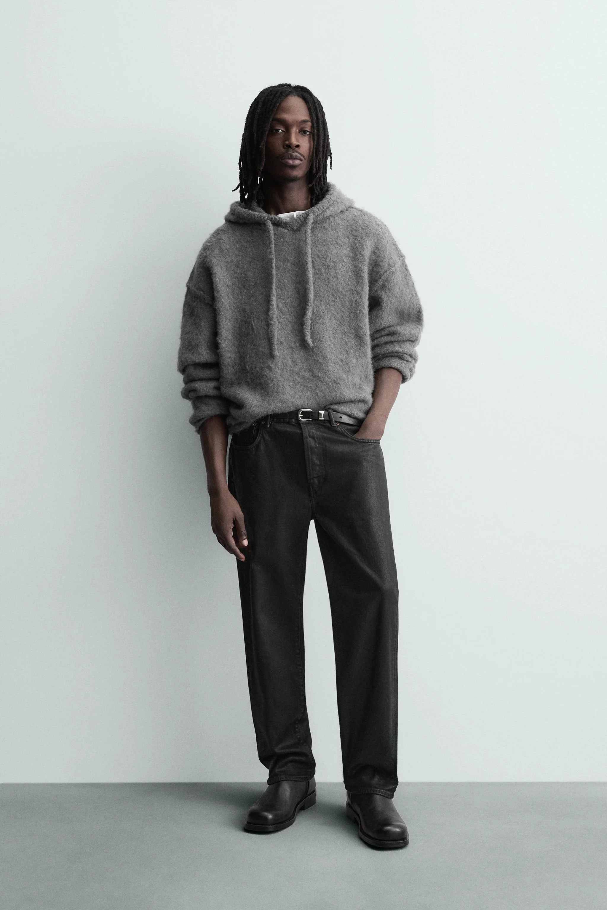 سویشرت بافتنی برس خورده