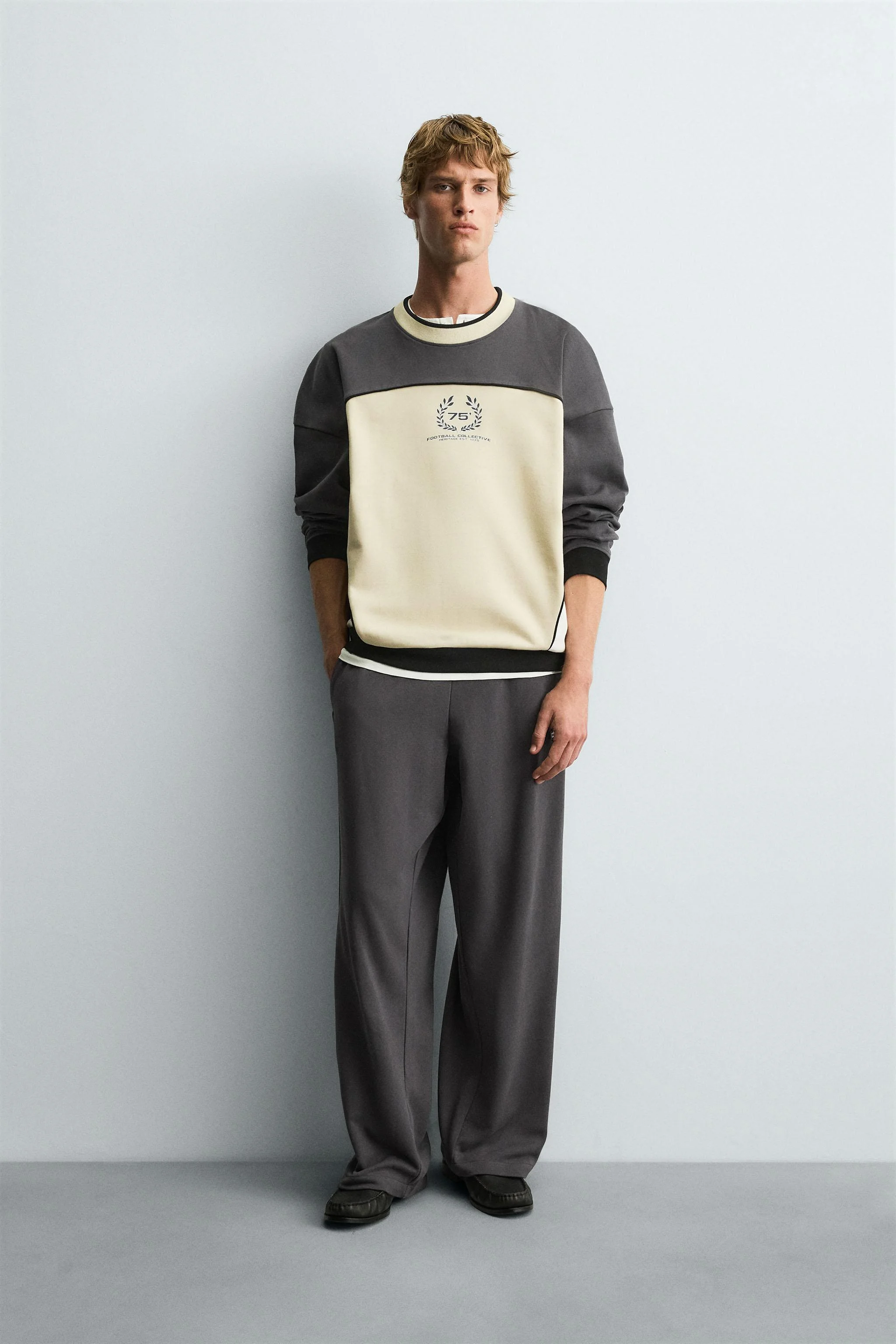 سویشرت طرح رنگی با چاپ