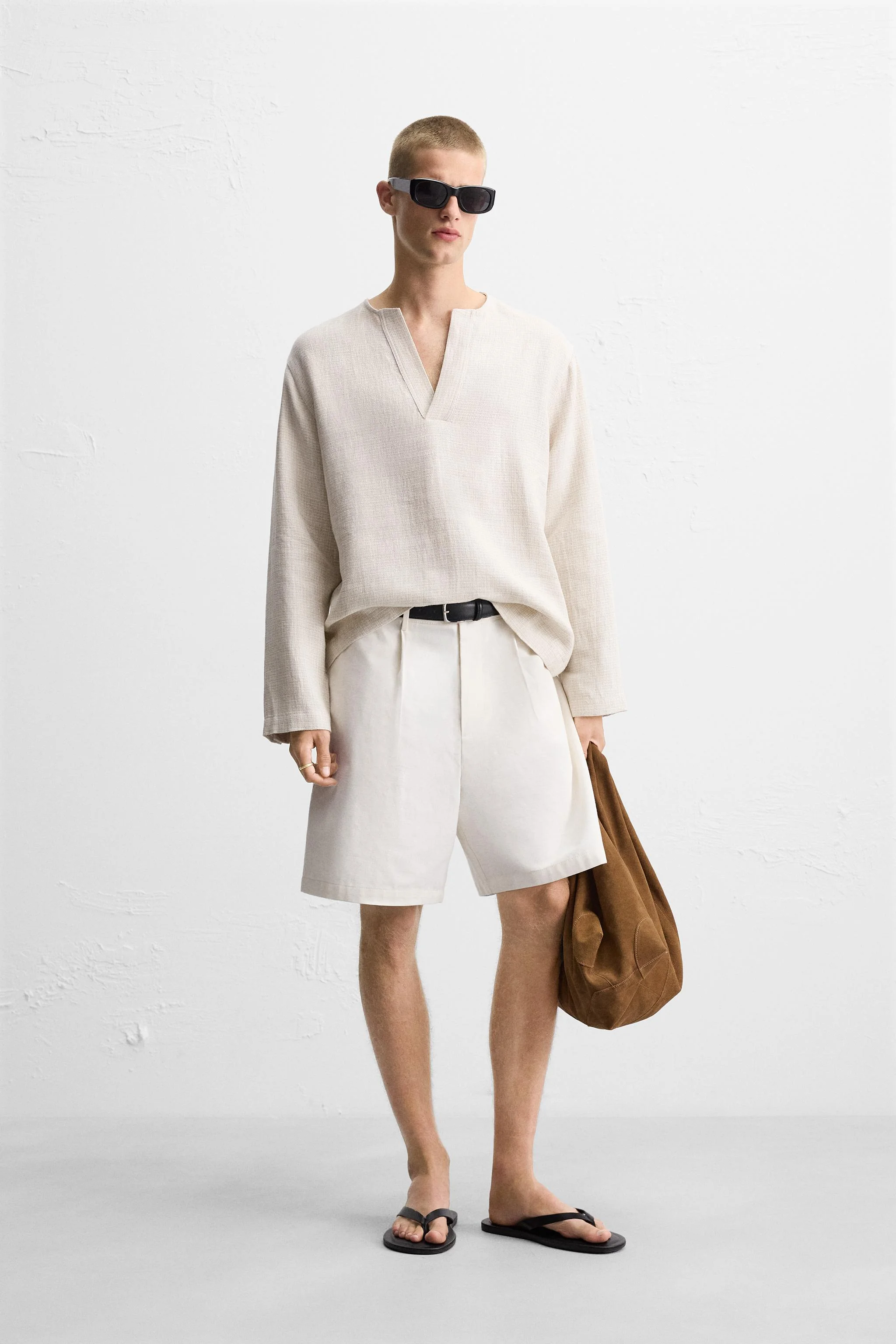 پولوشرت بافتدار با ترکیب پارچه لینن پولوشرت بافتدار با ترکیب پارچه لینن