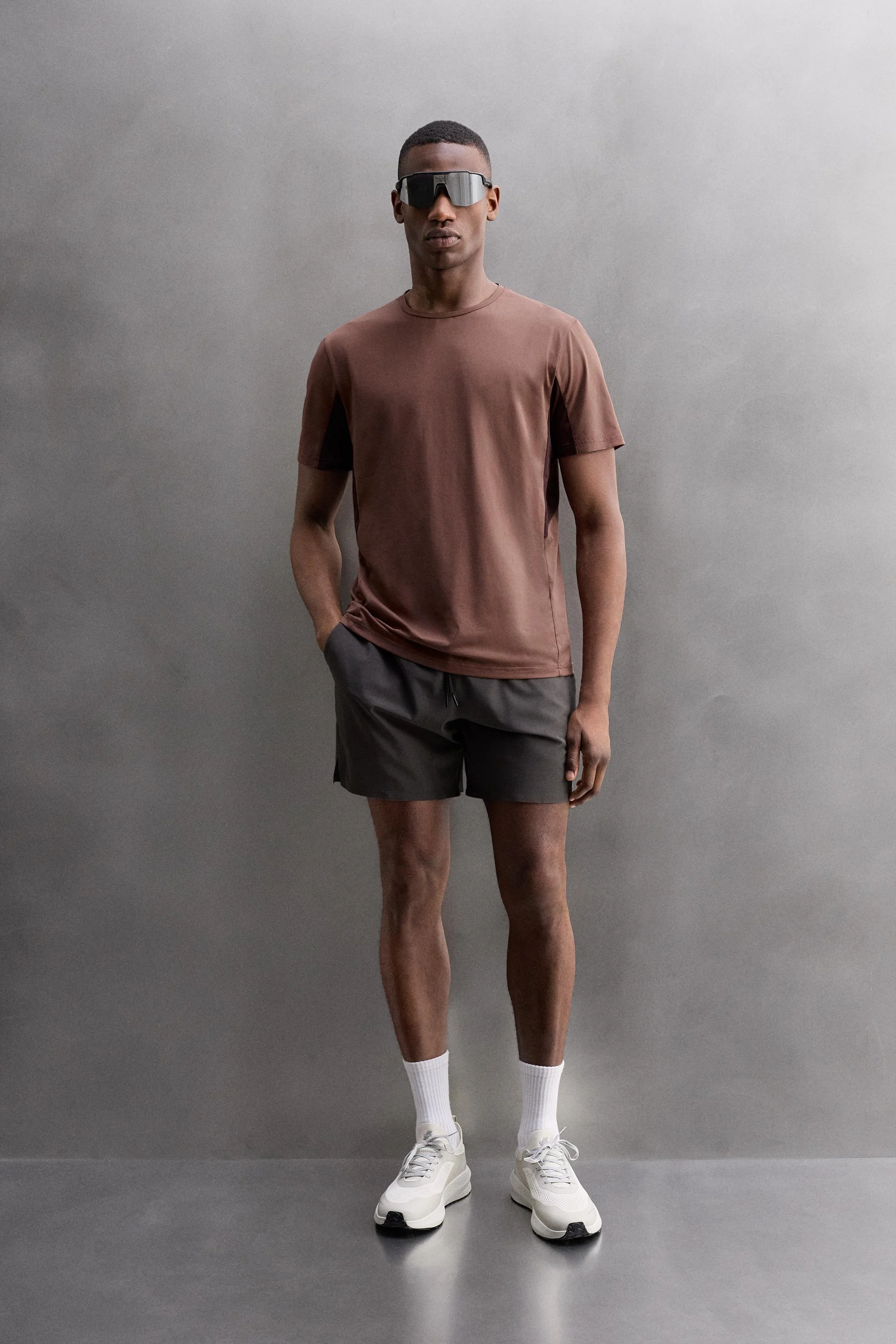 تی شرت ورزشی رنگی