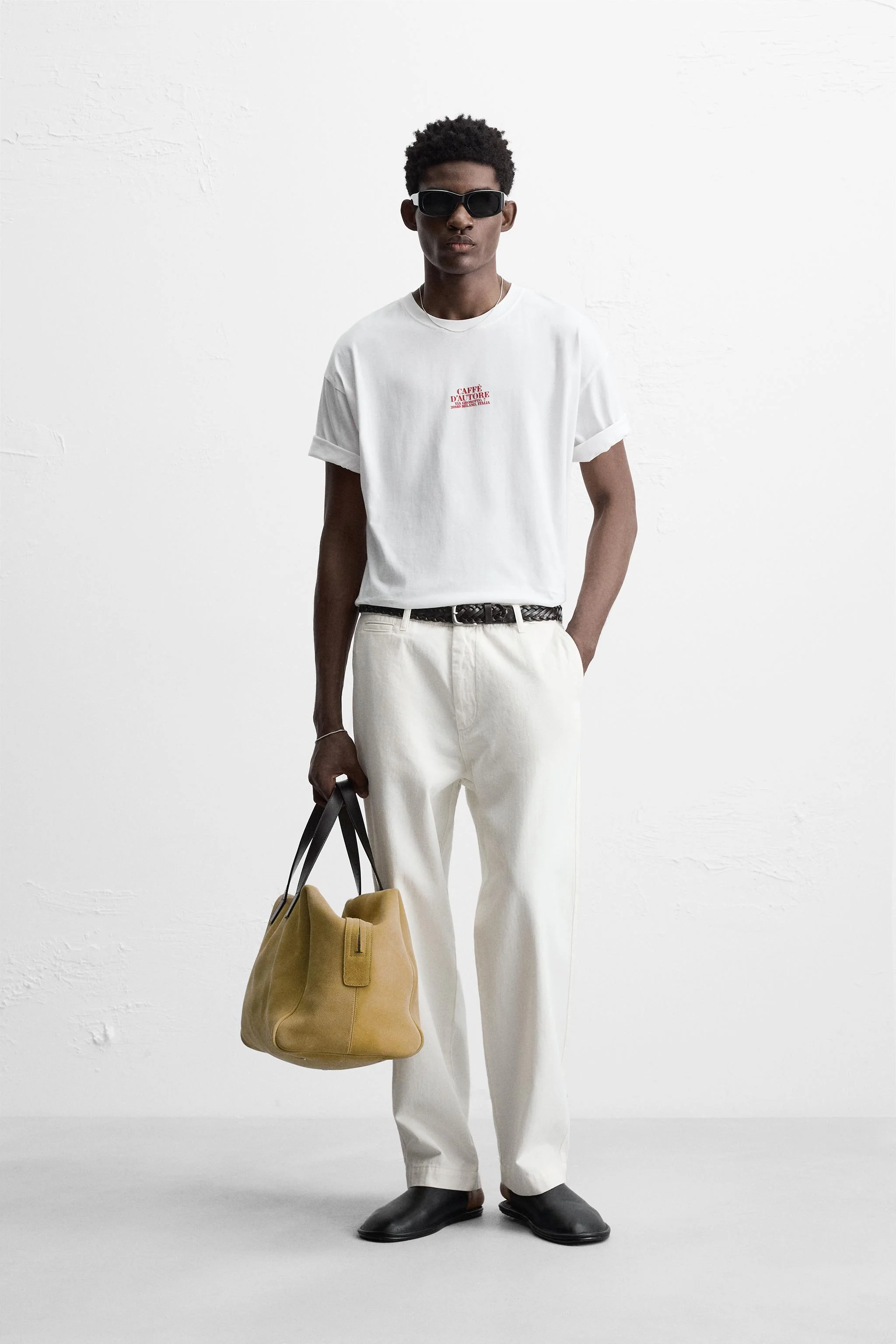 تی شرت با طرح چاپی عکاسی