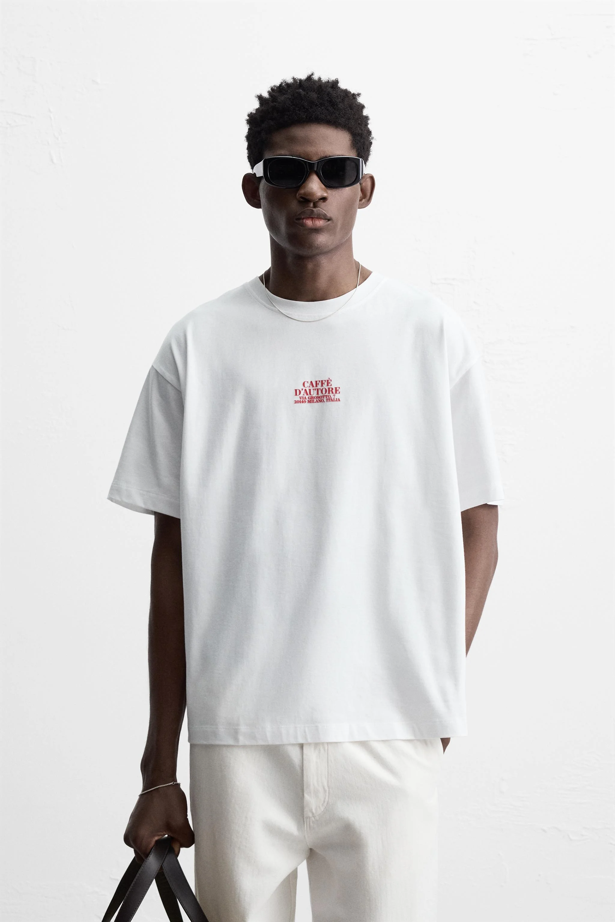 تی شرت با طرح چاپی عکاسی