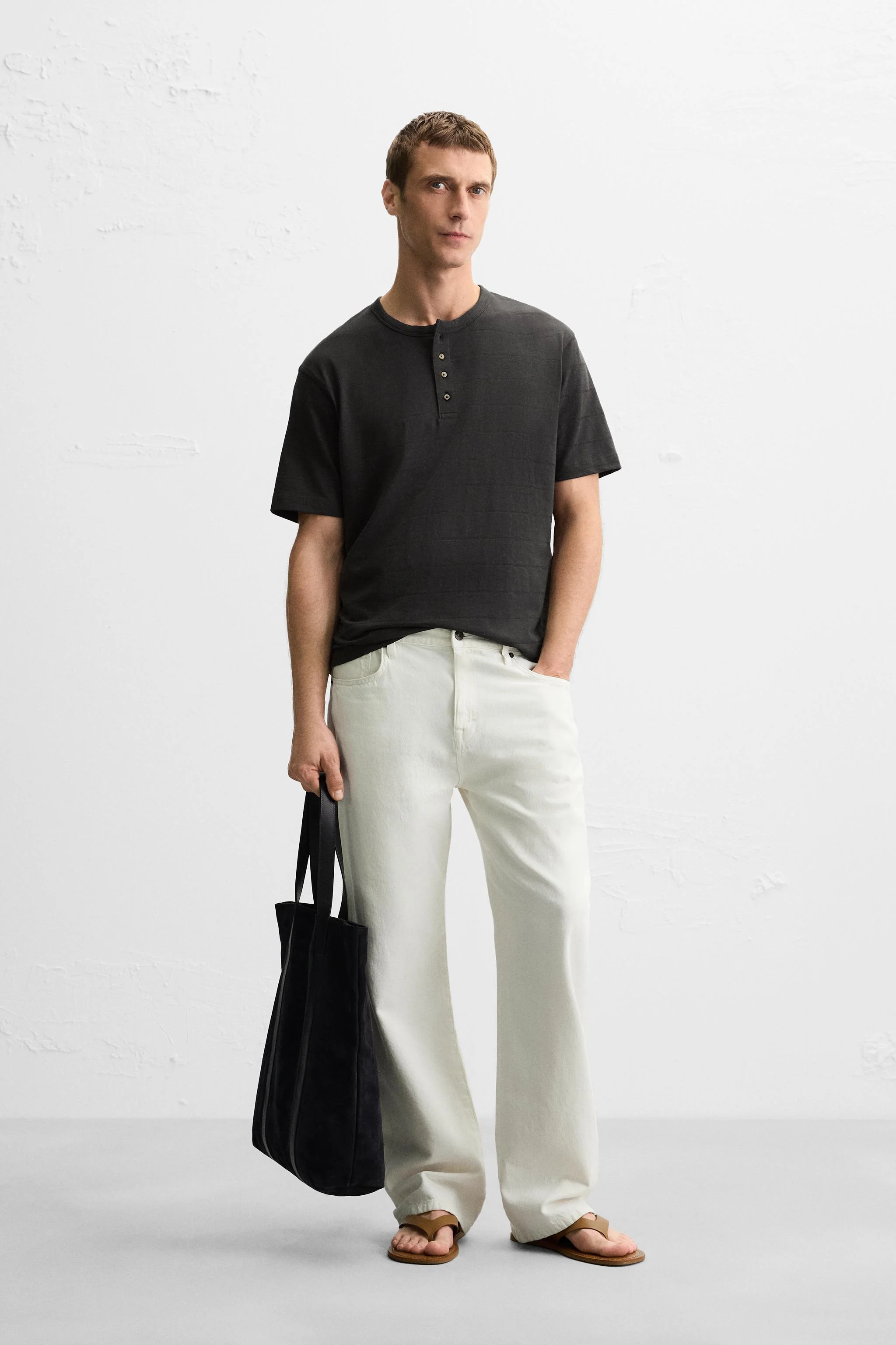 تی شرت راه راه یقه دیپلمات