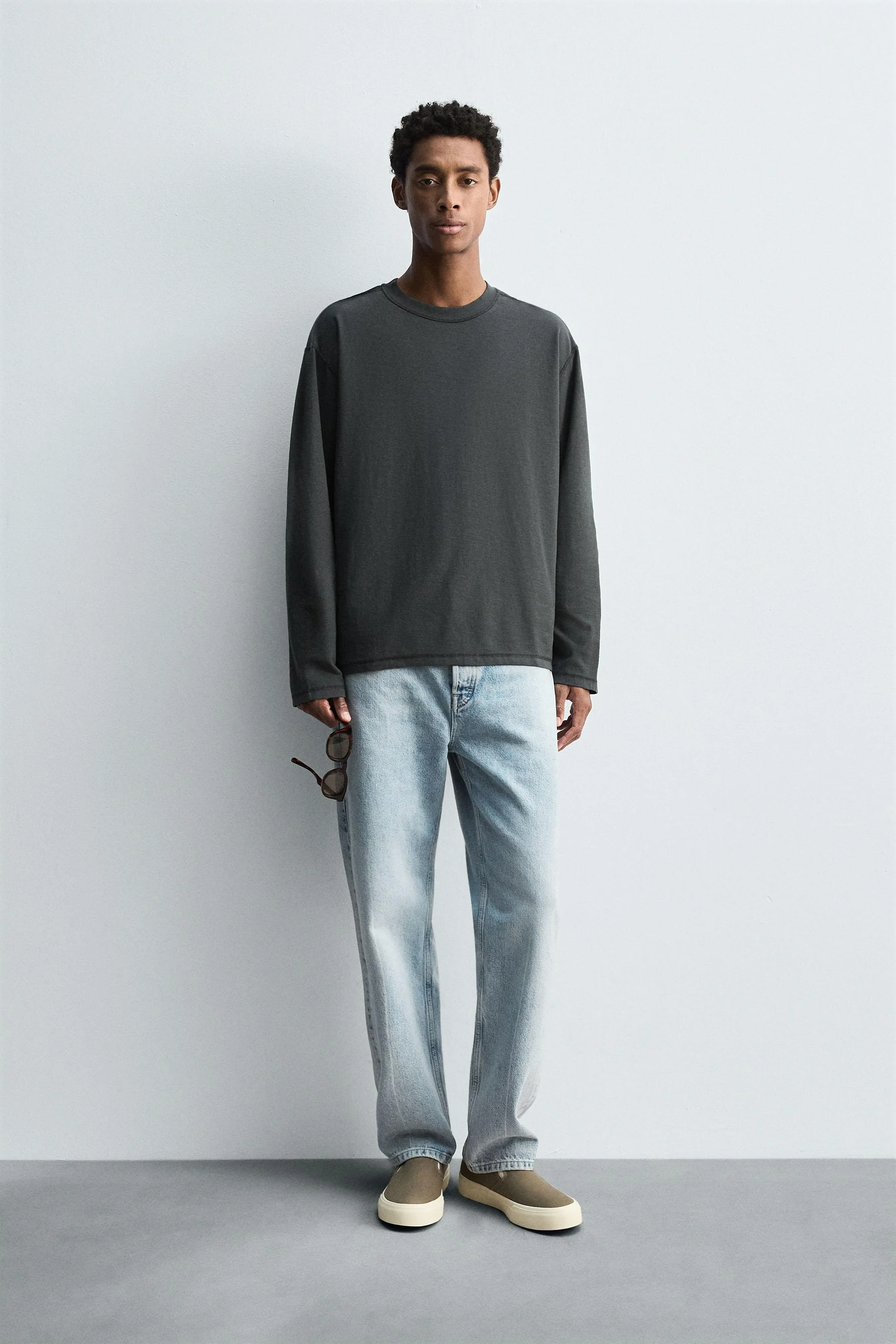 تی شرت با افکت معکوس