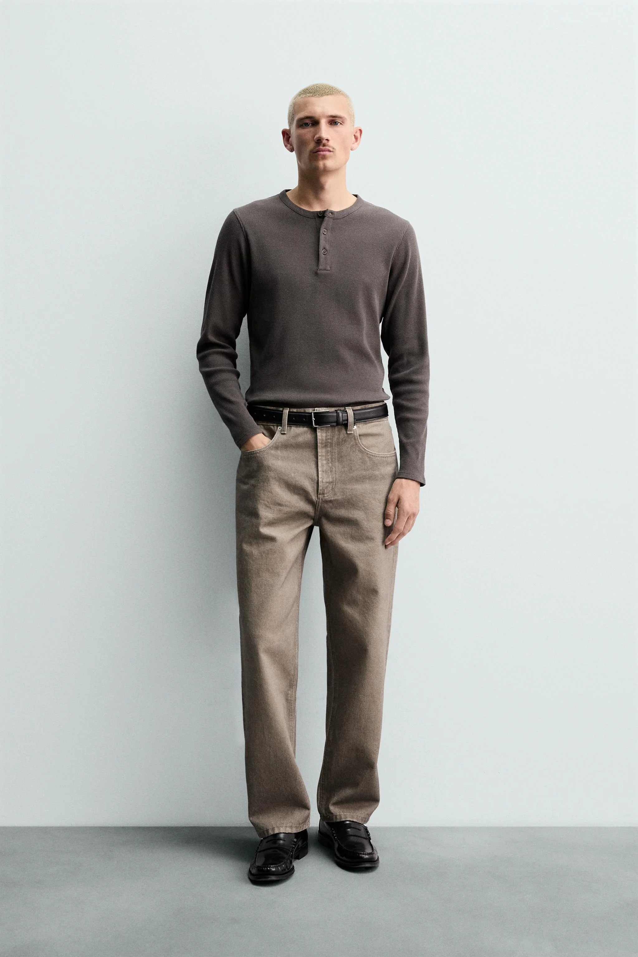 تی شرت یقه دیپلمات پنبه و کنف