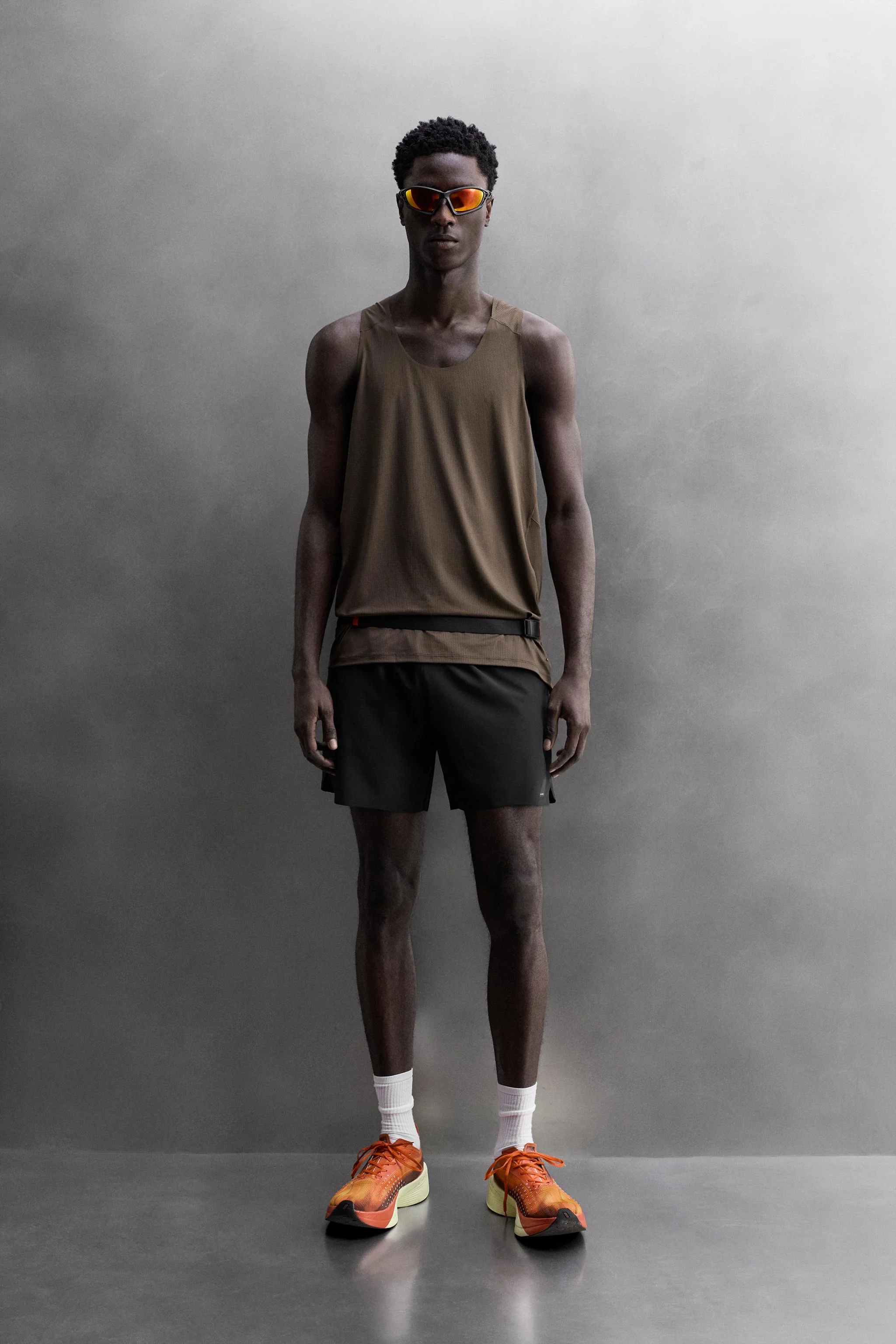 تاپ ورزشی سبک وزن