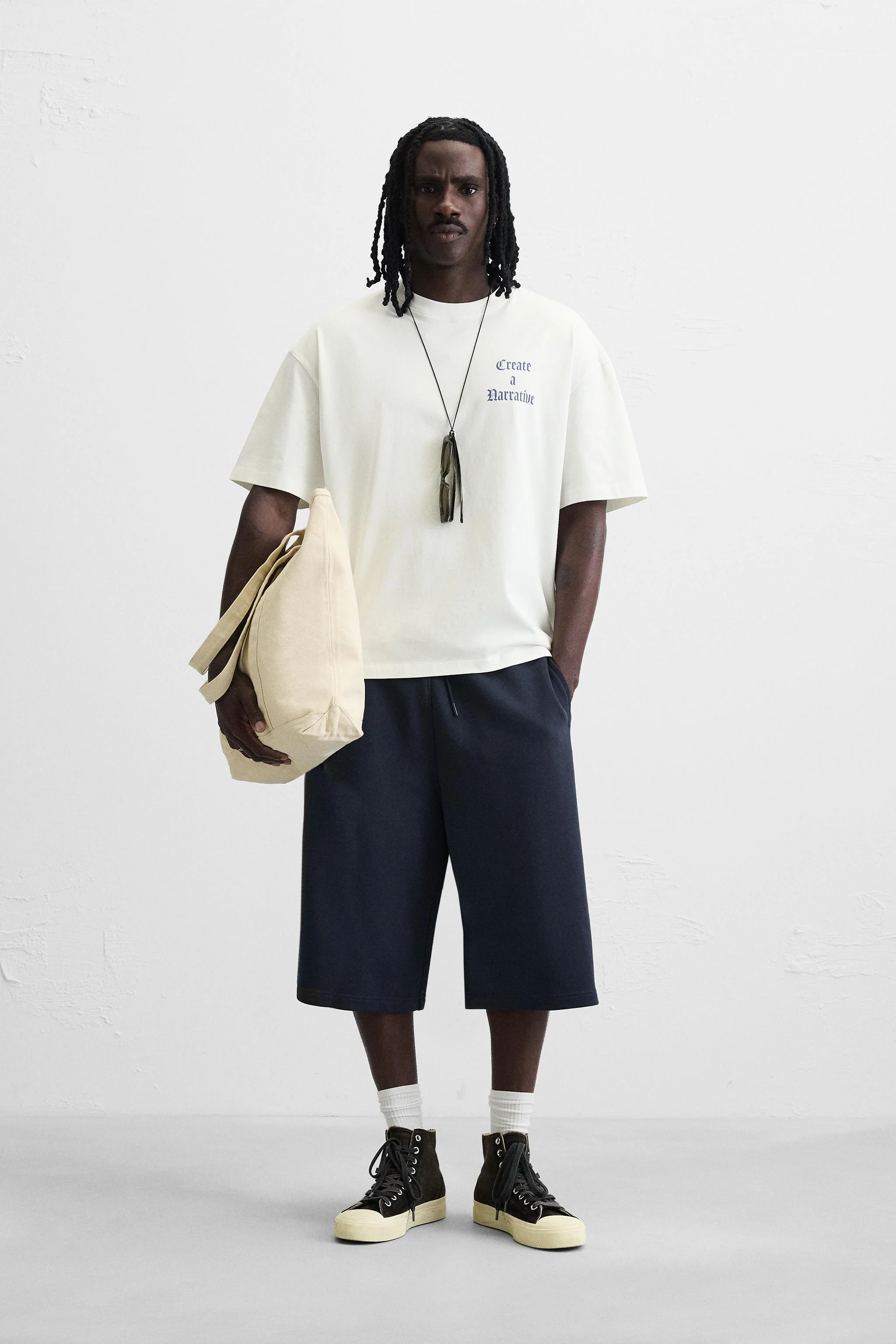 تی شرت گرافیکی طرح دار