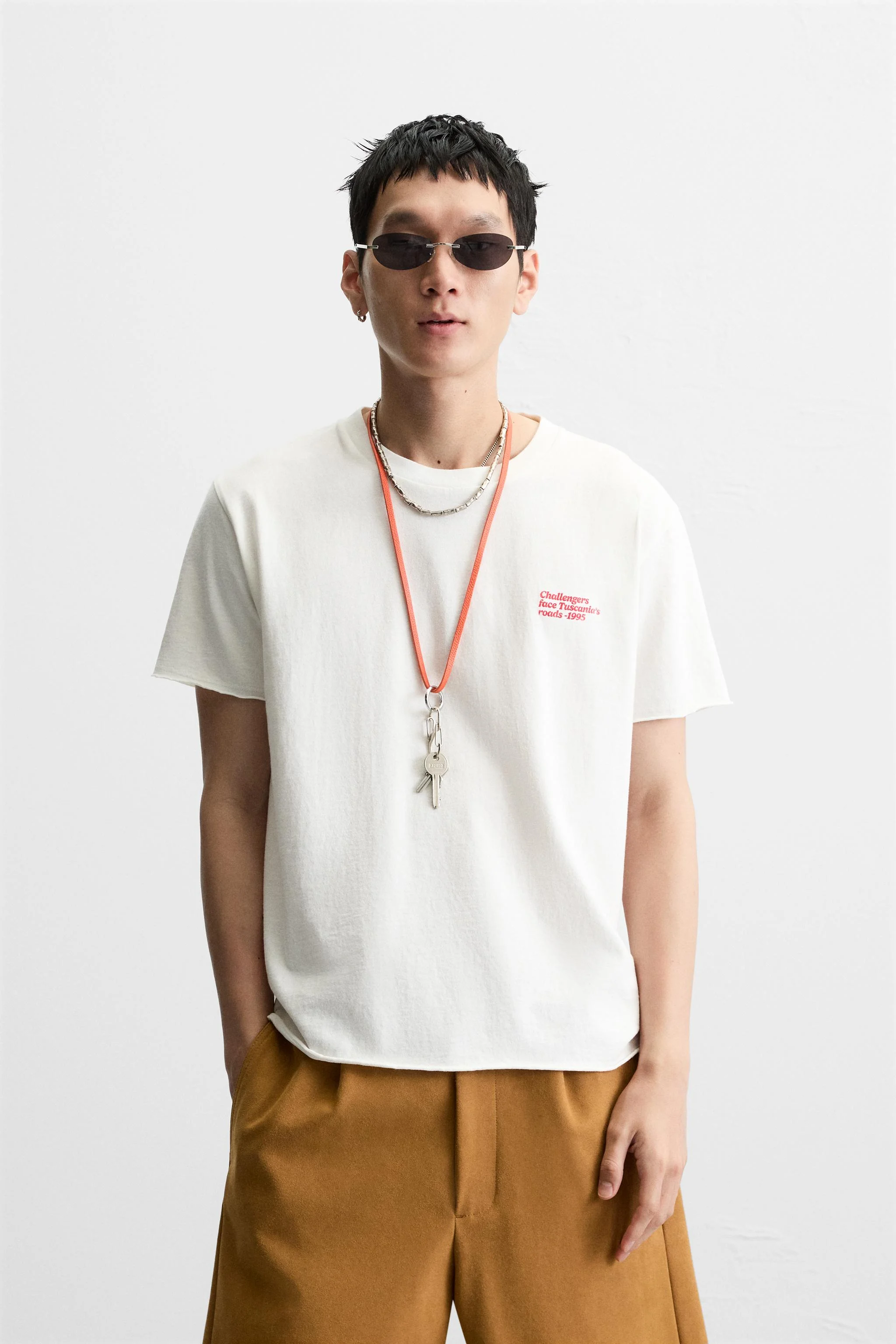 تی شرت طرح دار با چاپ نوشته