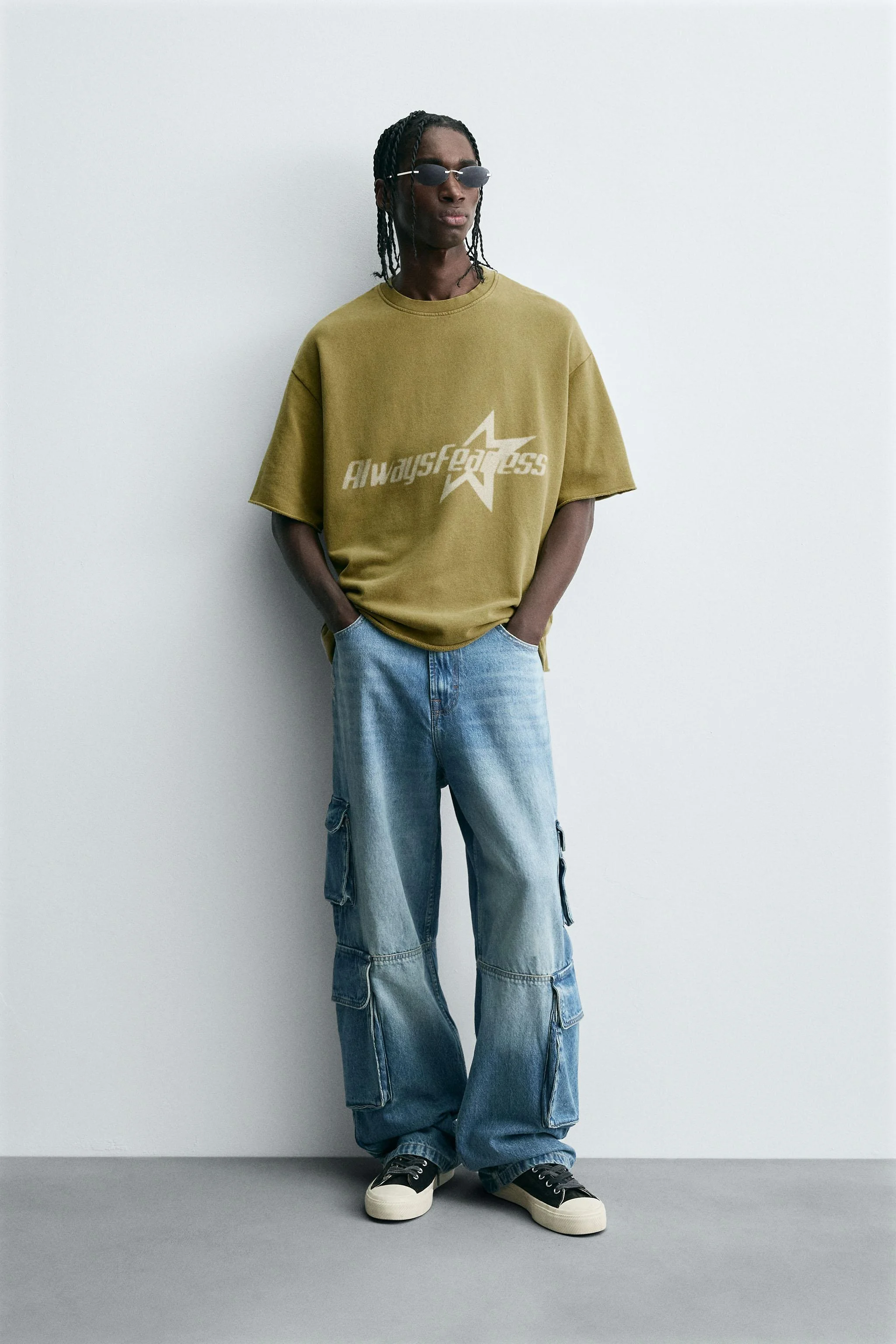 سویشرت پنبه ای طرح دار با نوشته