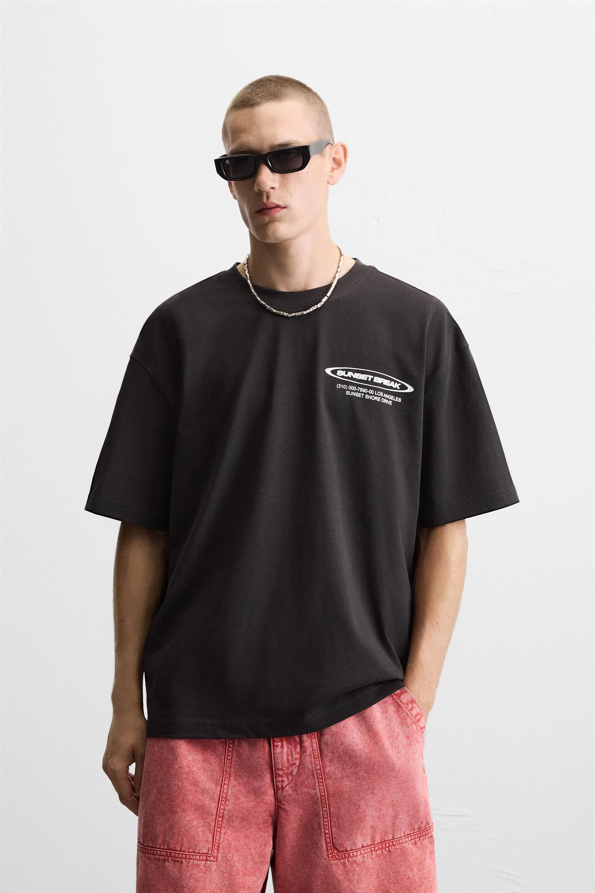 تی شرت با طرح چاپی