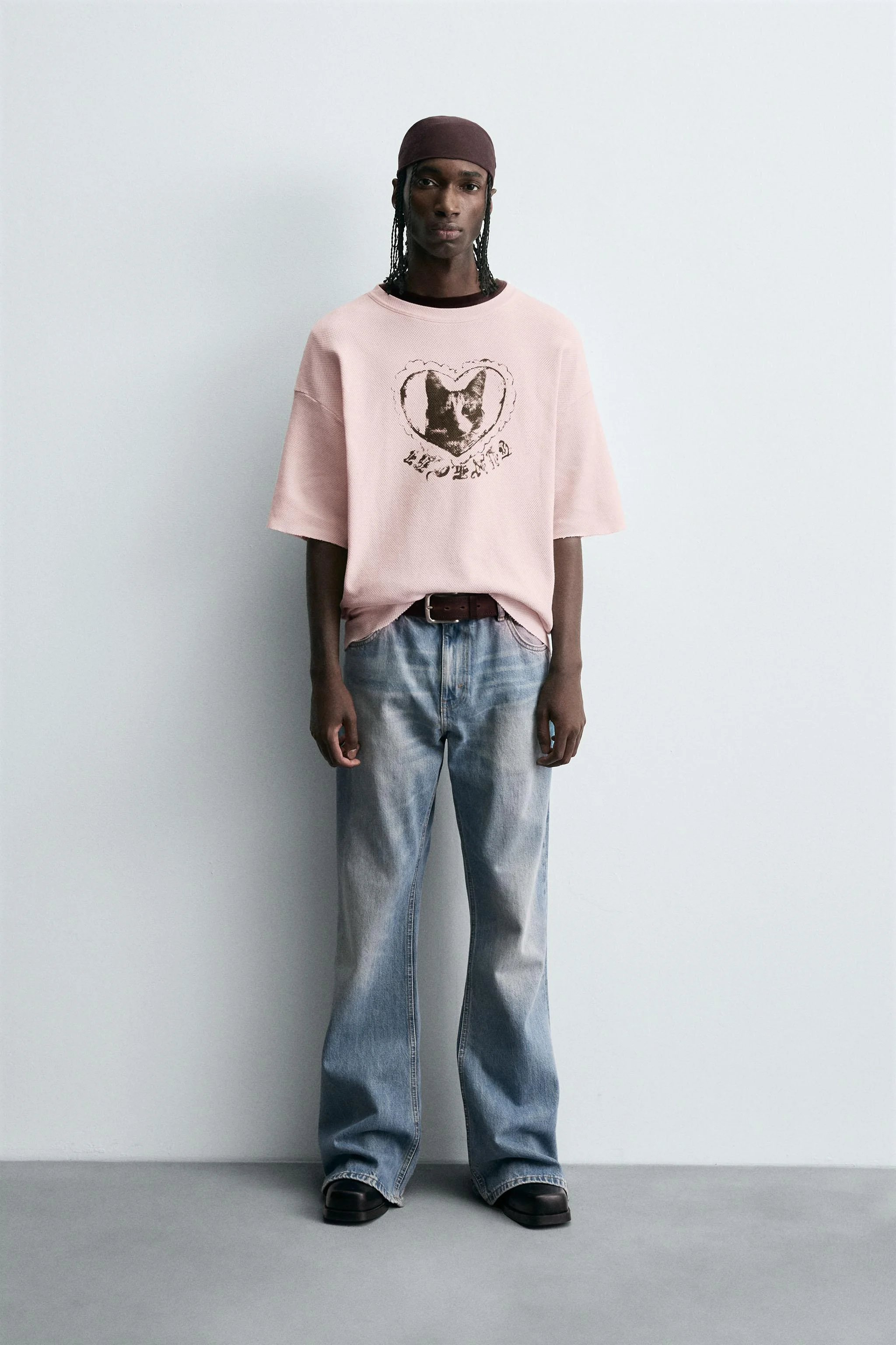 تی شرت بافتنی طرح دار متضاد