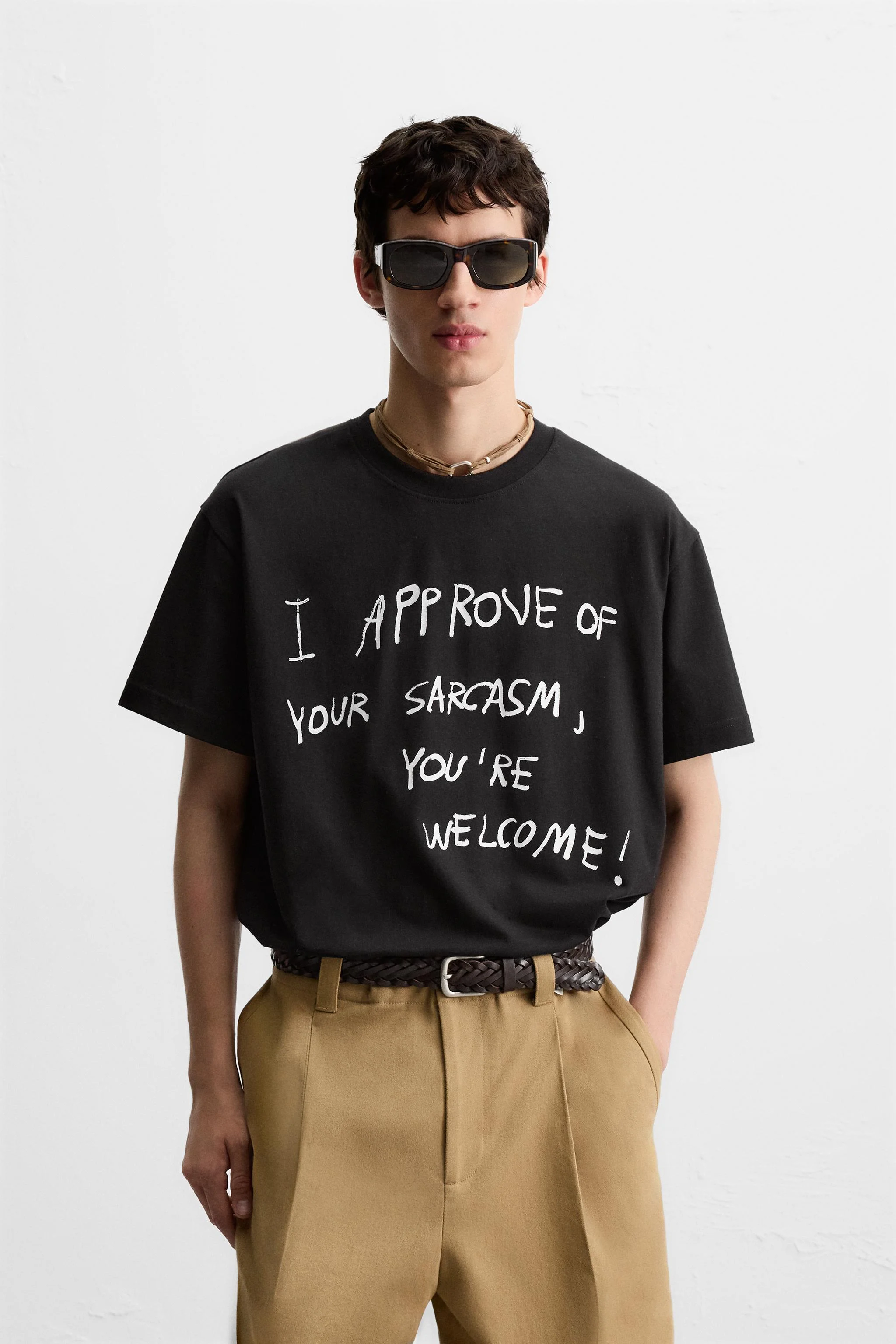 تی شرت با طرح چاپی