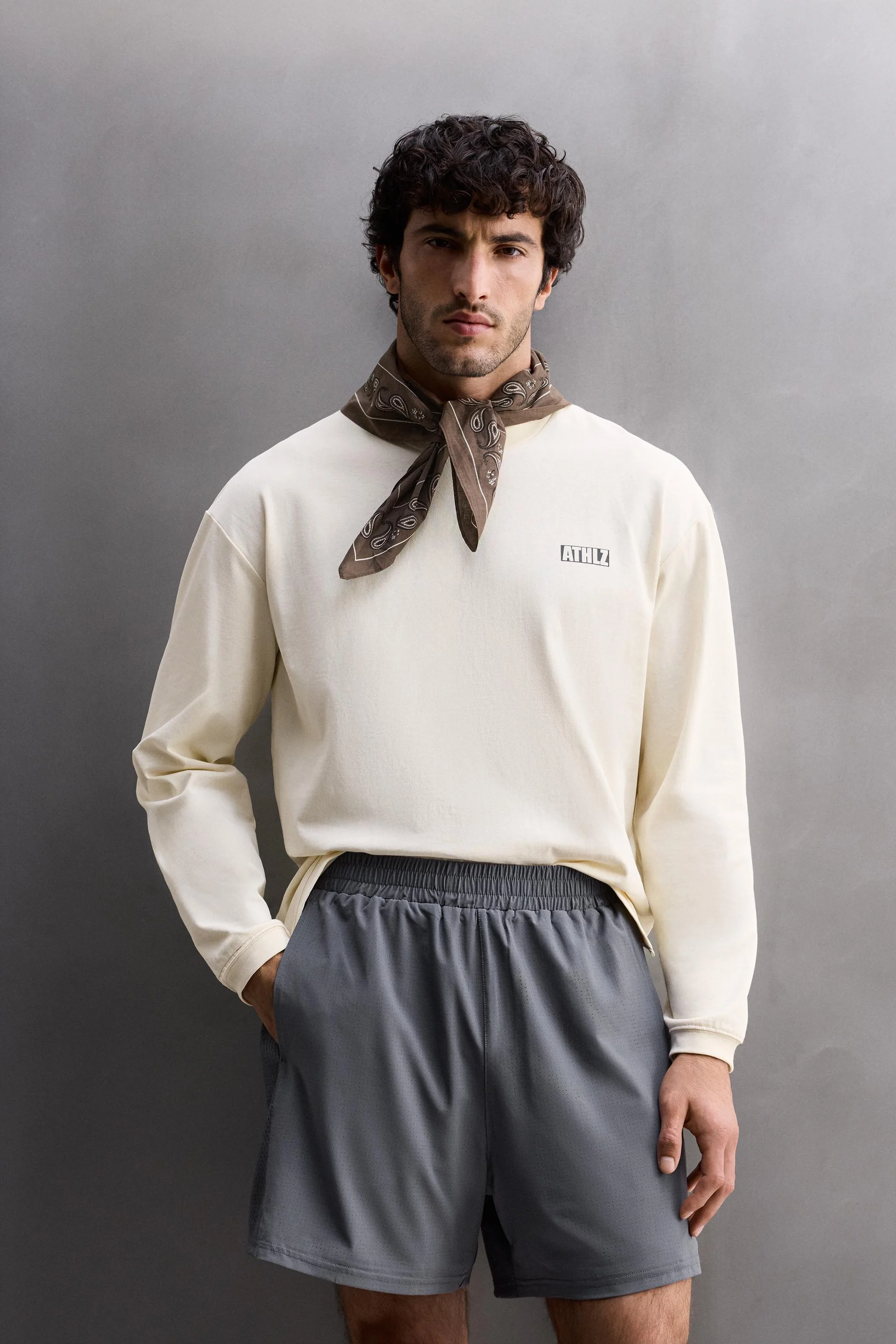 تی‌شرت تمرینی با طرح گرافیکی