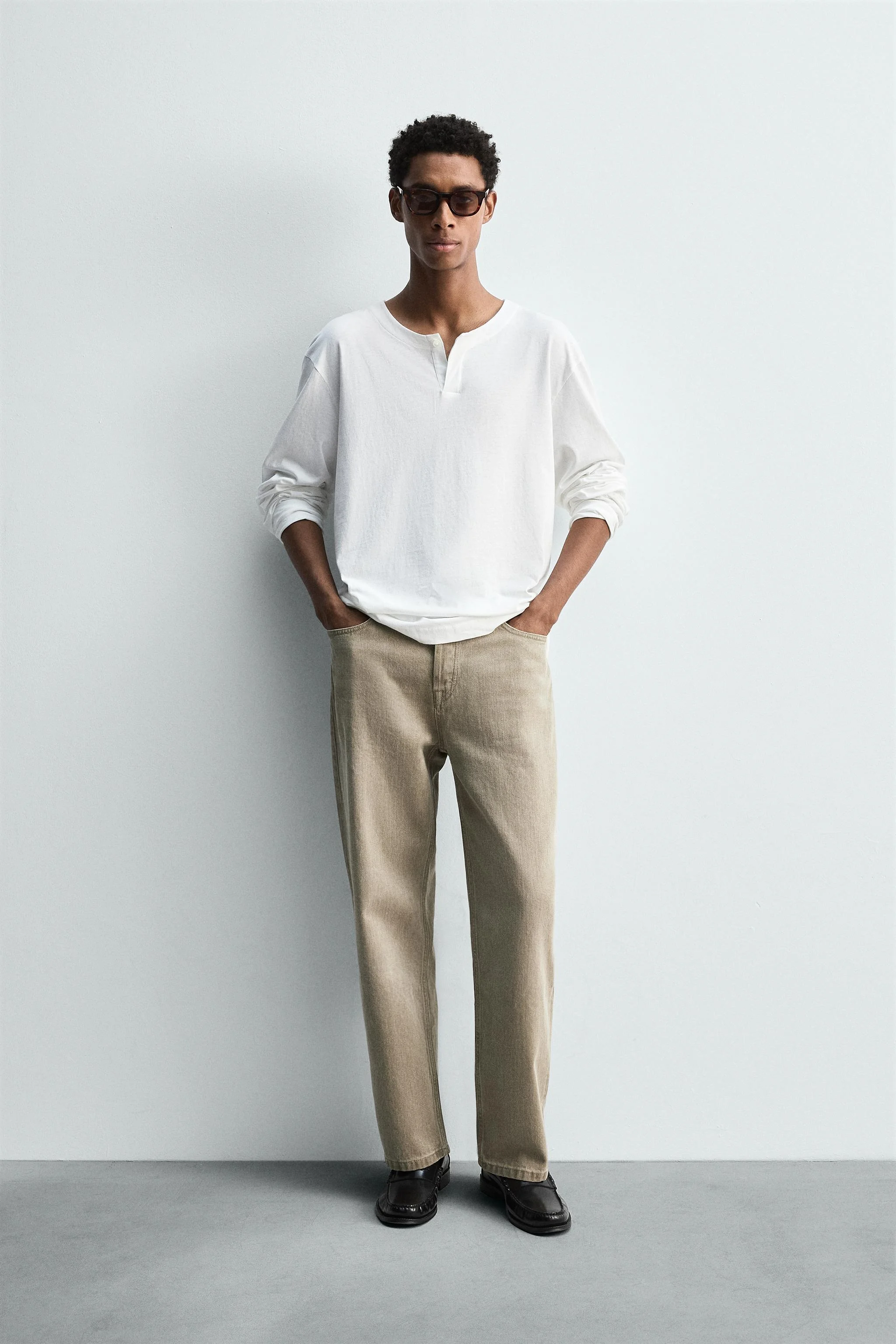 تی شرت یقه دیپلمات