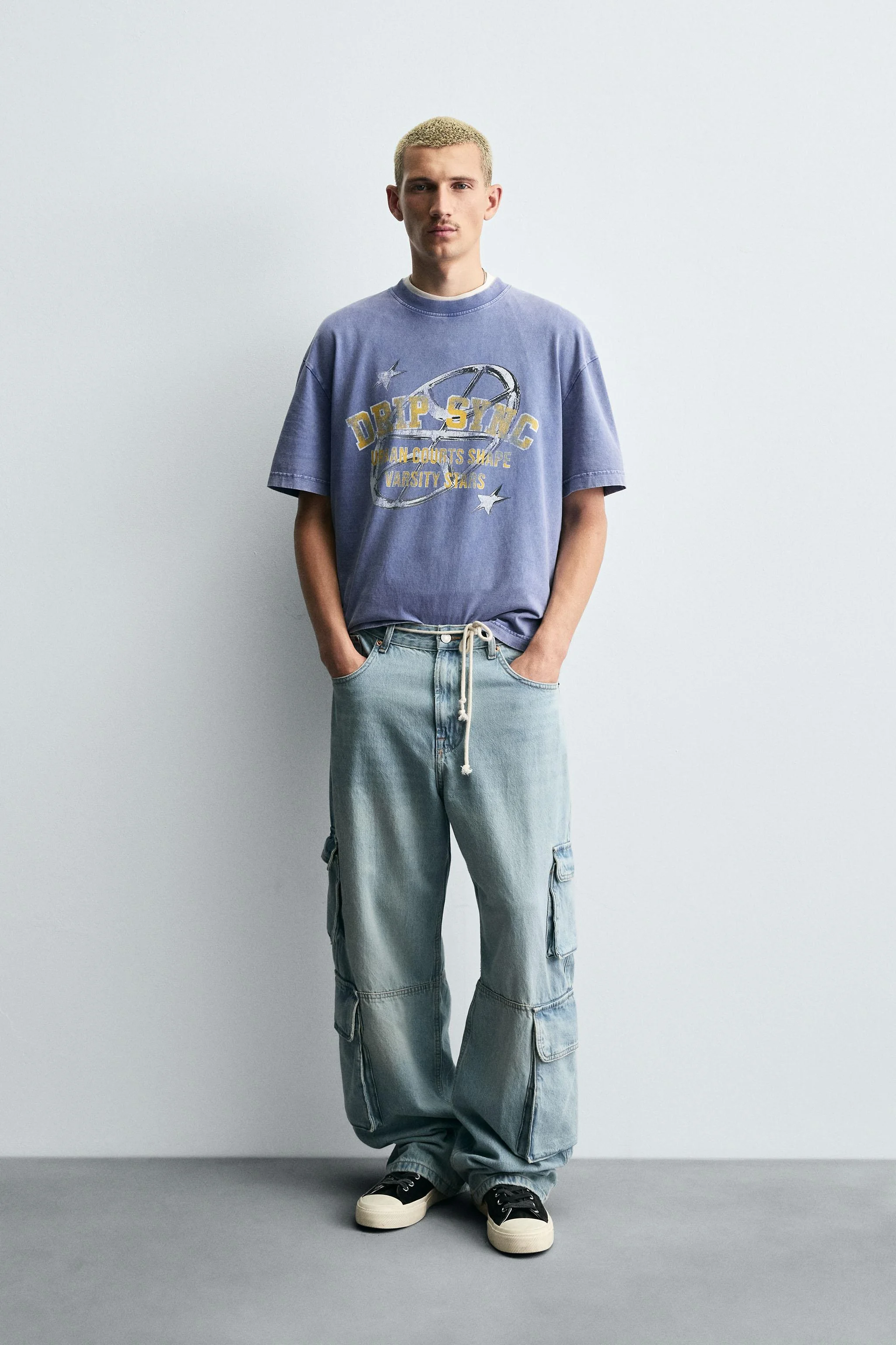 تی شرت با طرح گرافیکی کالج