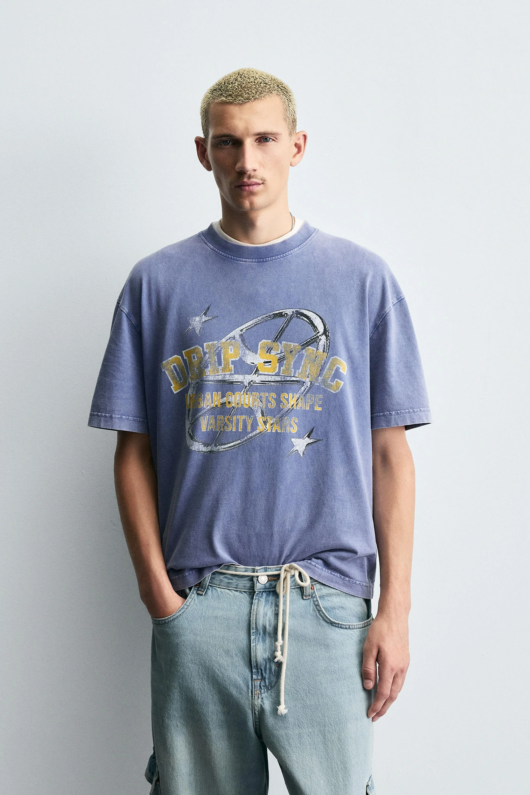 تی شرت با طرح گرافیکی کالج