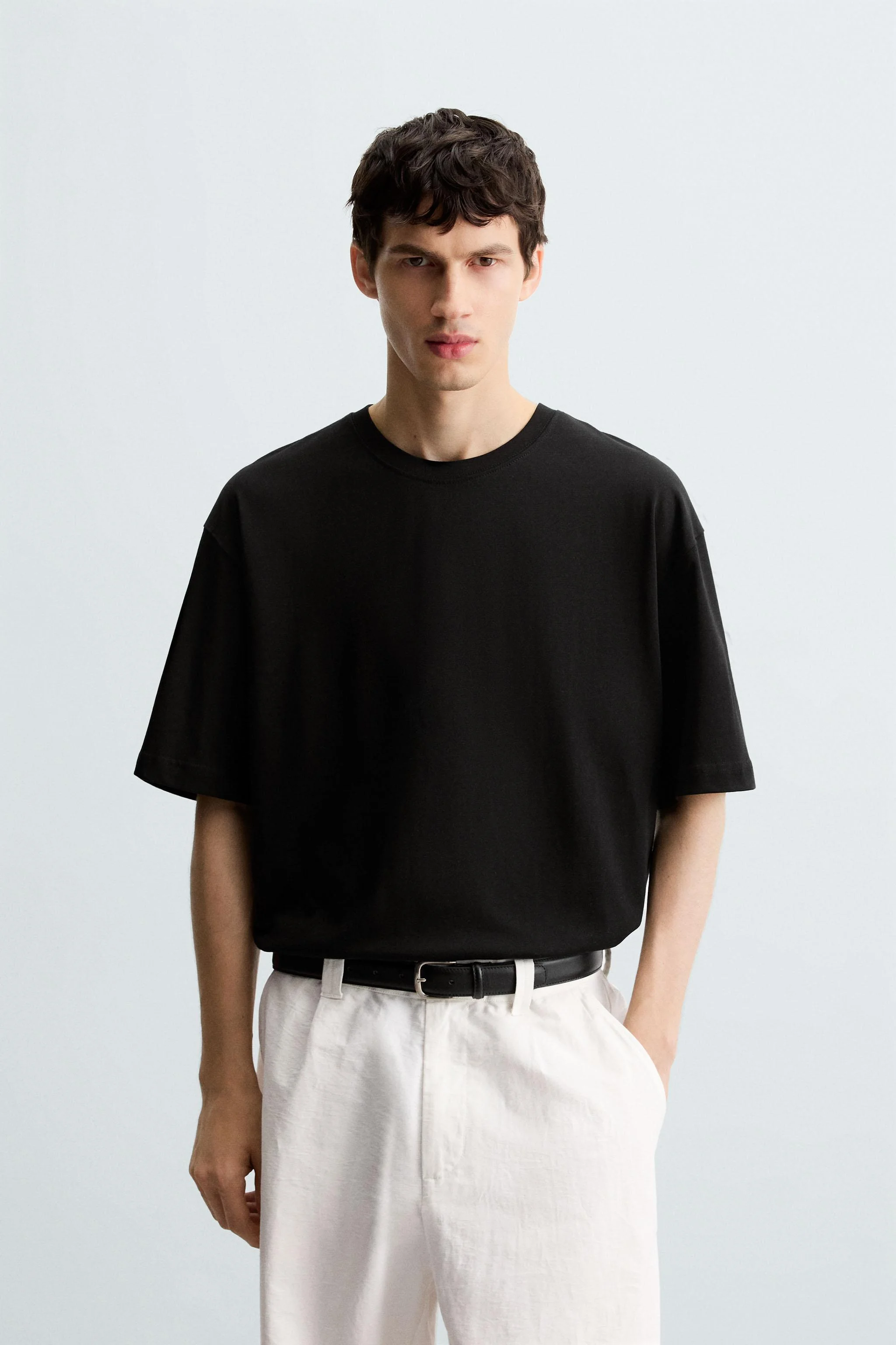 تی شرت با گلدوزی متضاد تی شرت با گلدوزی متضاد