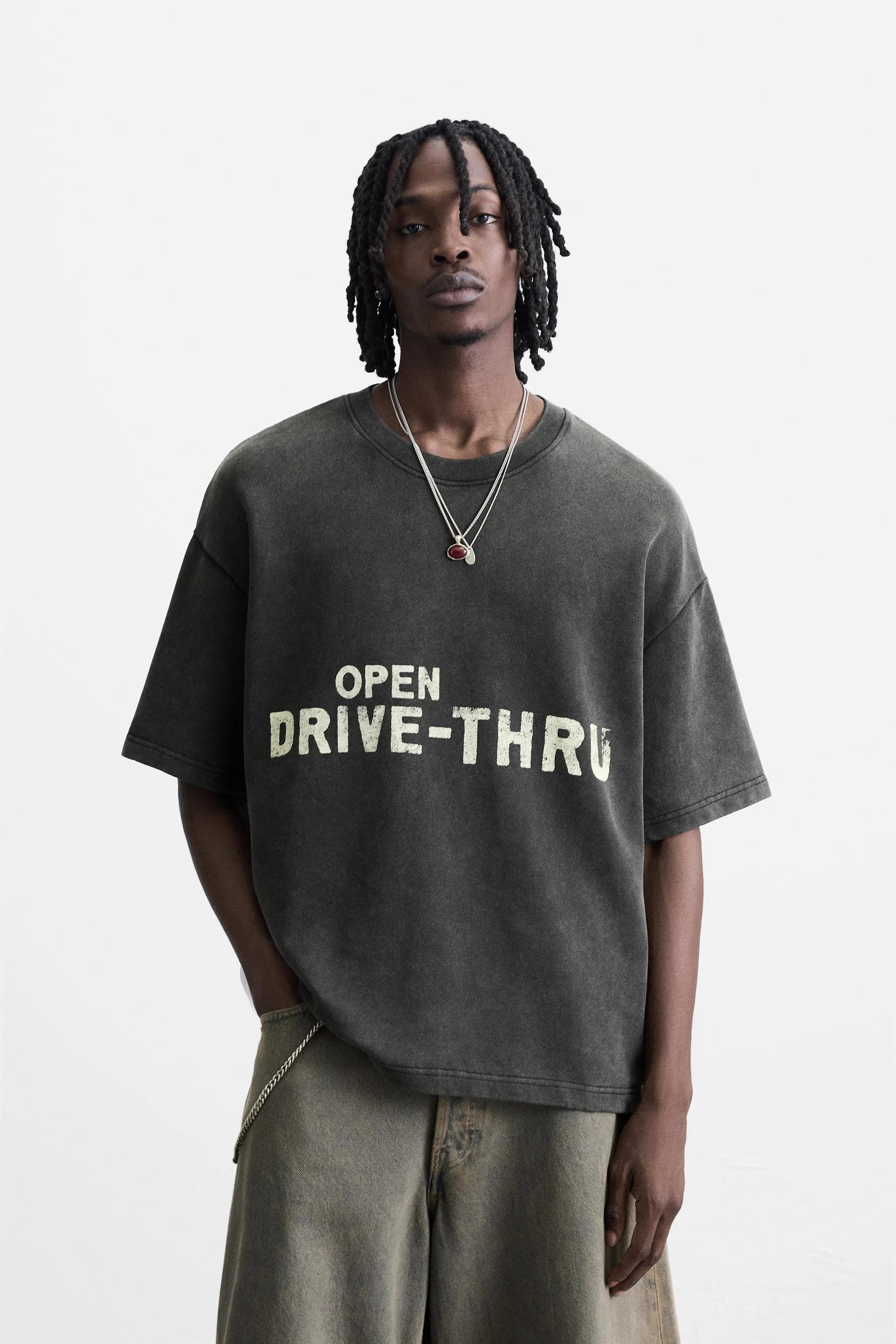 سویشرت گرافیکی چاپ شده با بافت شسته