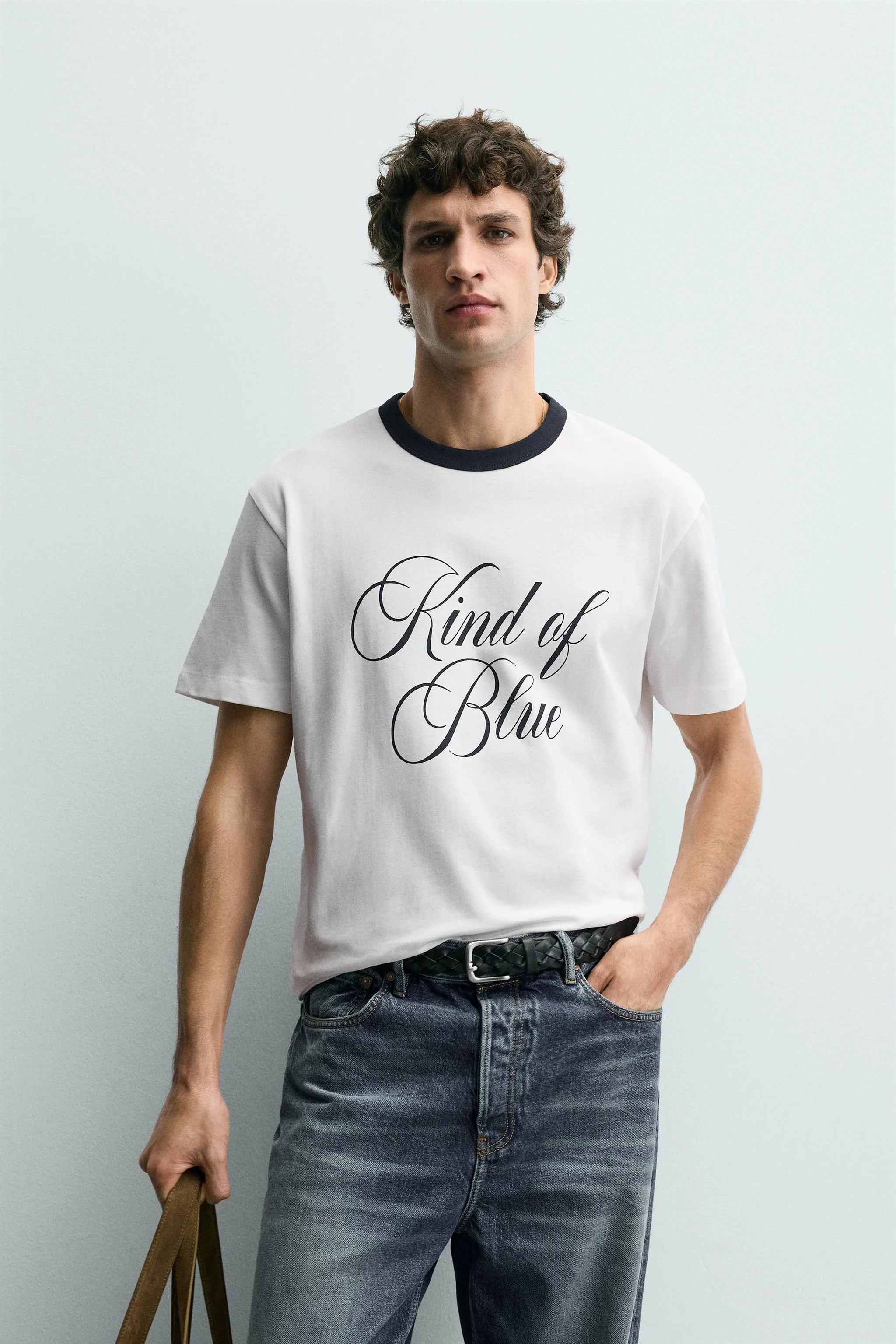 تی شرت نخی با طرح ©MILES DAVIS تی شرت نخی با طرح ©MILES DAVIS