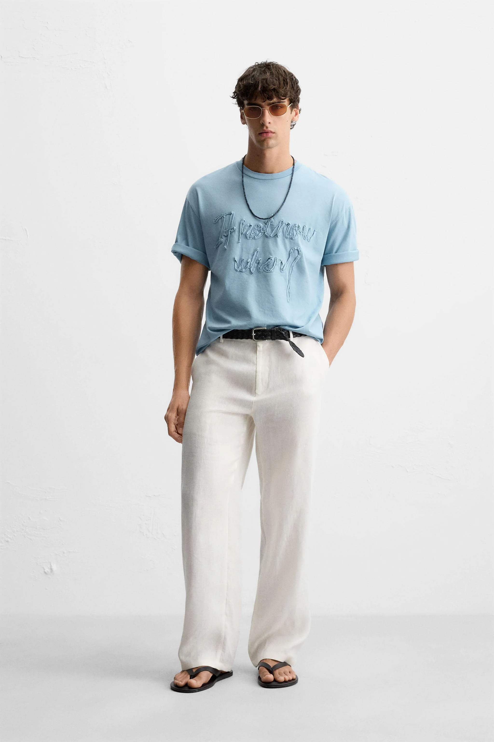 تی شرت با نوشته برجسته