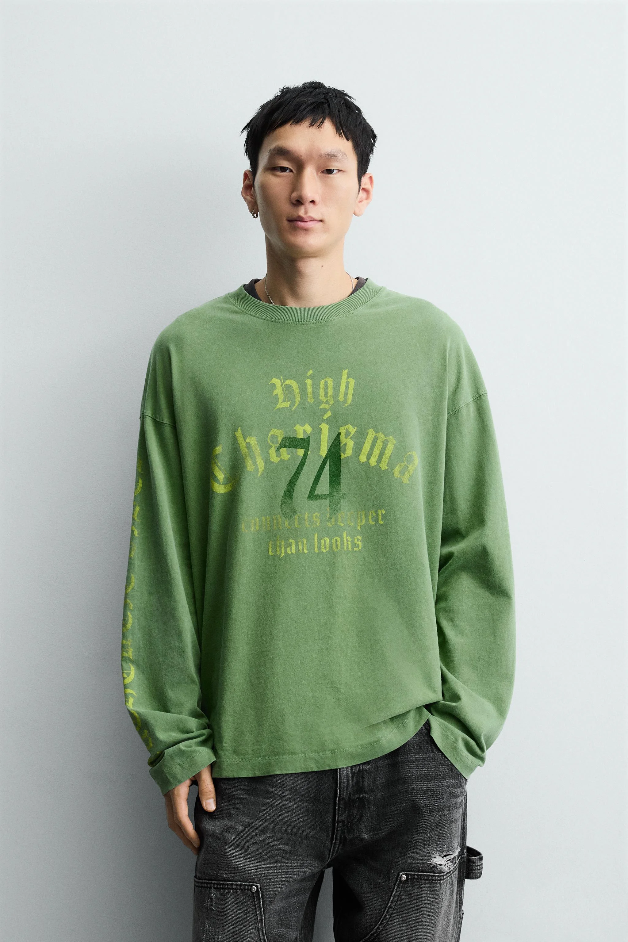 تی شرت بافت دار شسته شده تی شرت بافت دار شسته شده