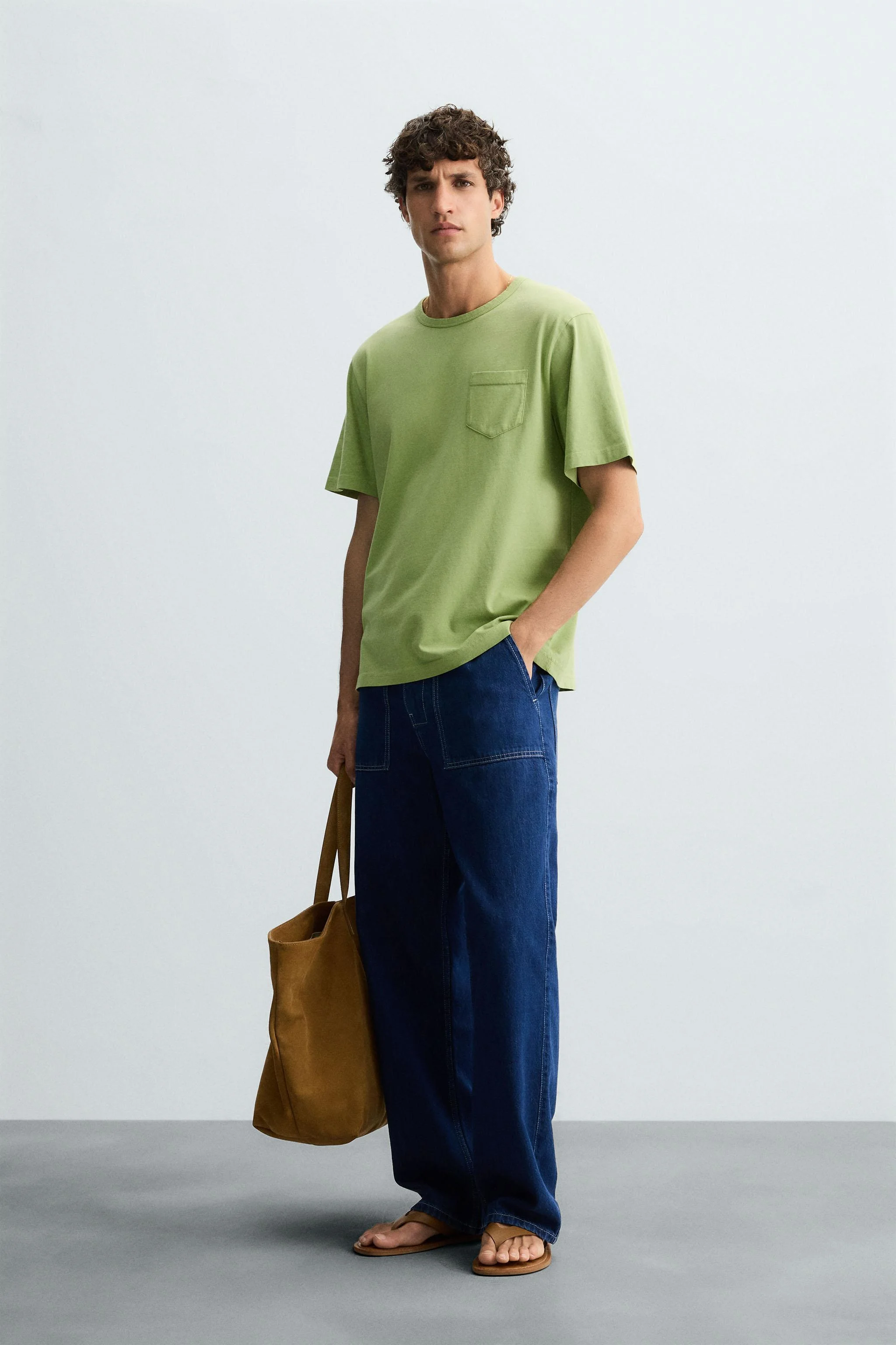 تیشرت شسته شده با جیب تیشرت شسته شده با جیب