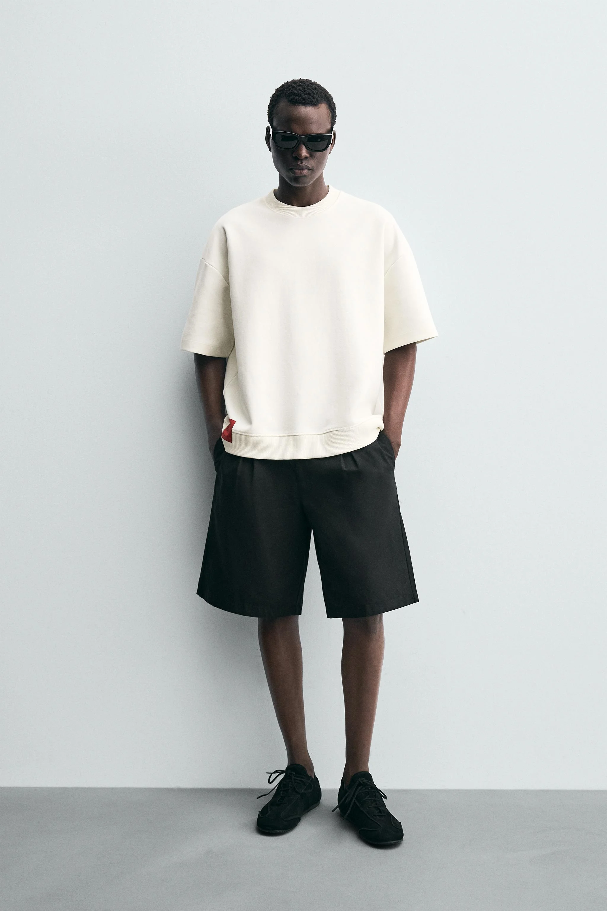 سویشرت یقه گرد با پارچه پنبه ای کشی