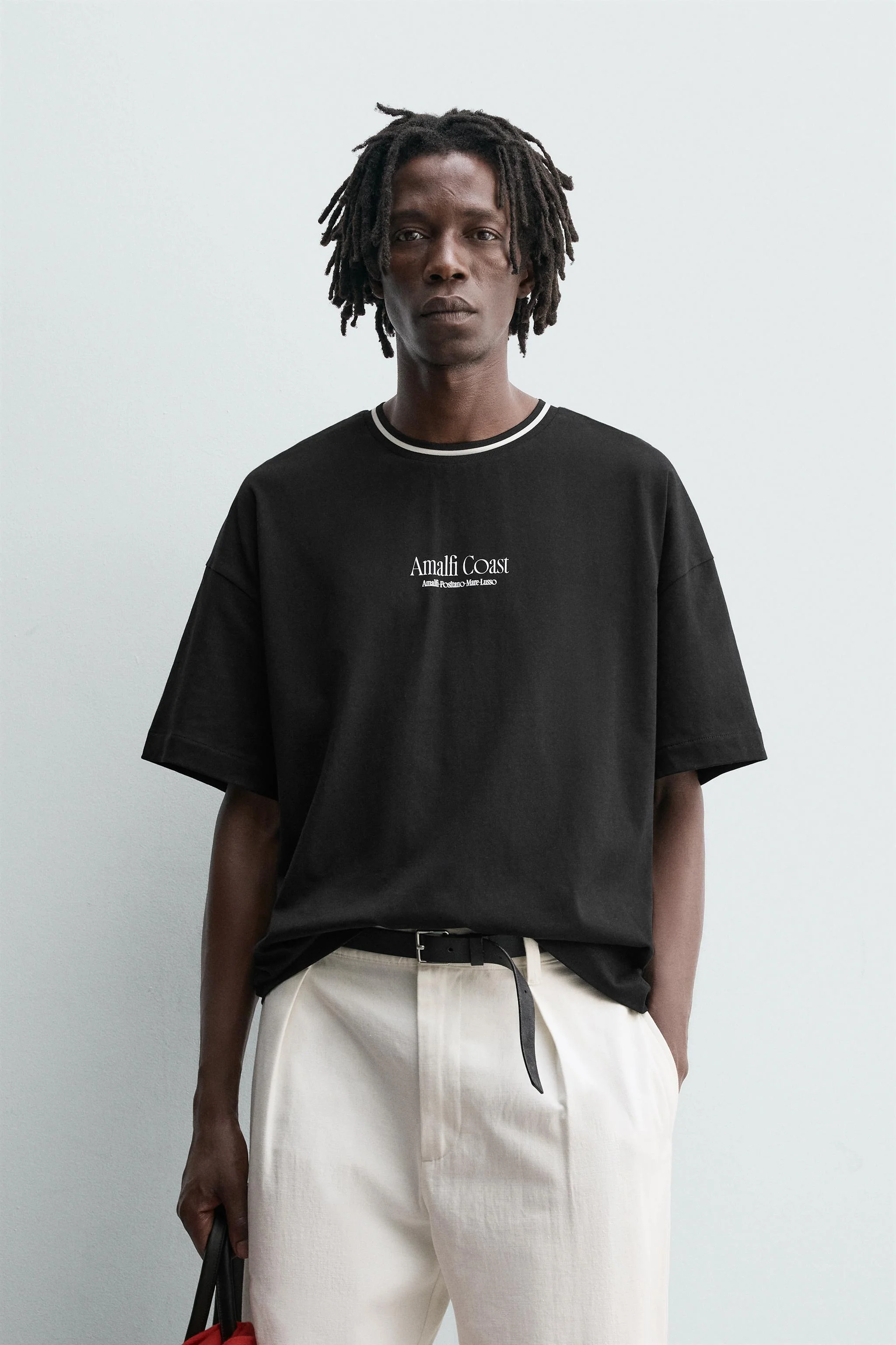 تی‌شرت با چاپ برجسته شعار